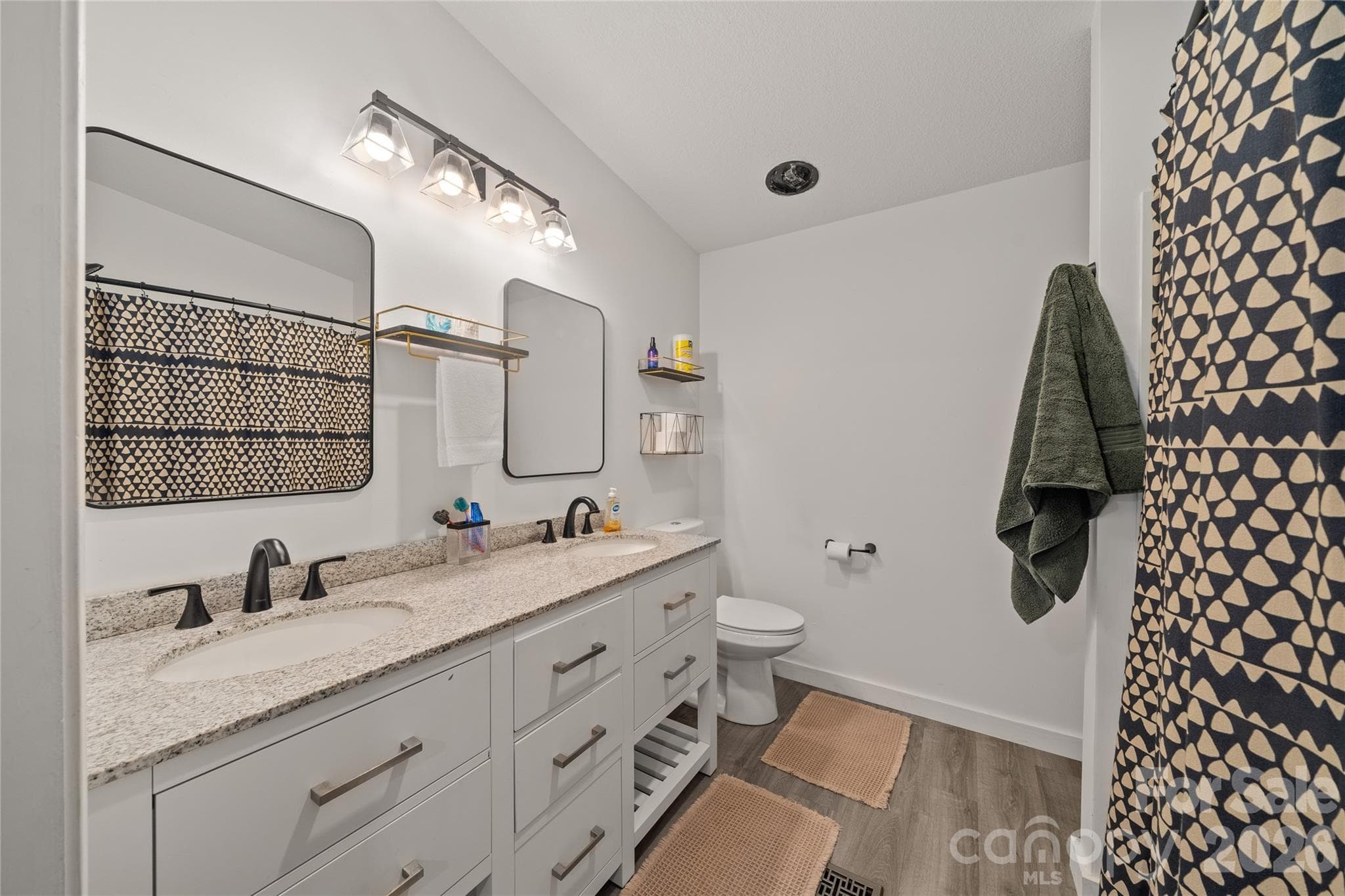 Primary Bath - 7 Wid Smith Road, Burnsville