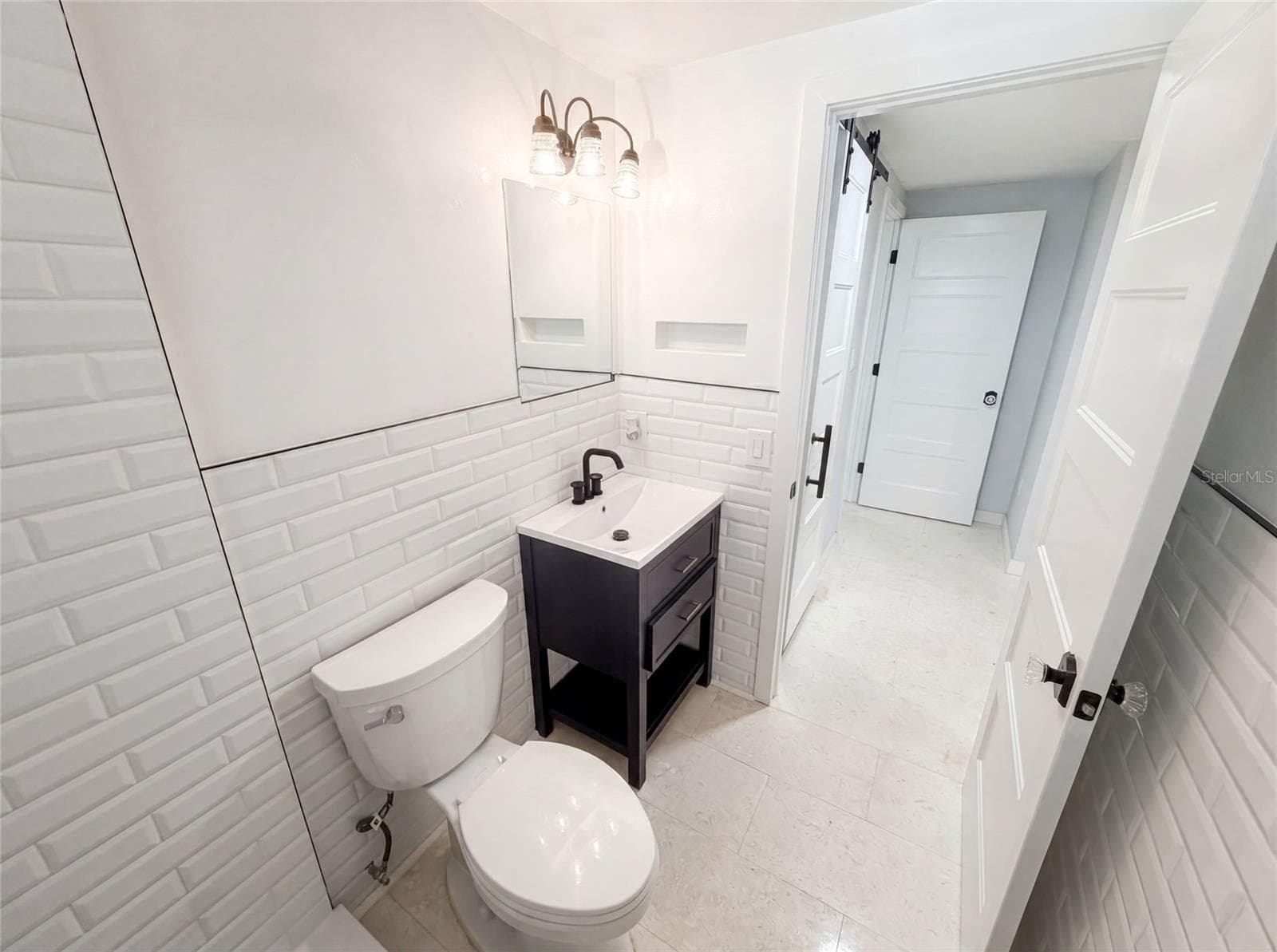 Single Family Residence at 13638 EVELANE DR, HUDSON, photo 12 of 29