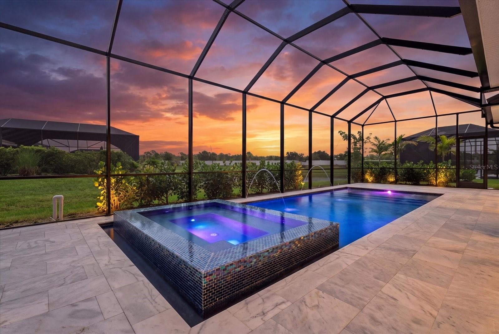 Spa & Pool Twilight - 8133 NEVIS RUN, LAKEWOOD RANCH