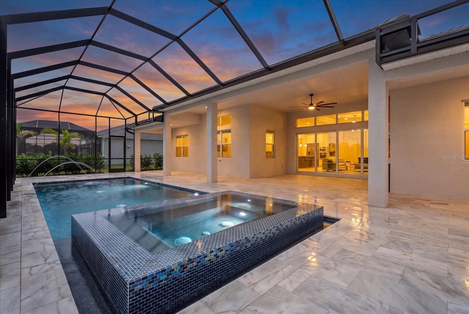 Spa & Pool Twilight - 8133 NEVIS RUN, LAKEWOOD RANCH