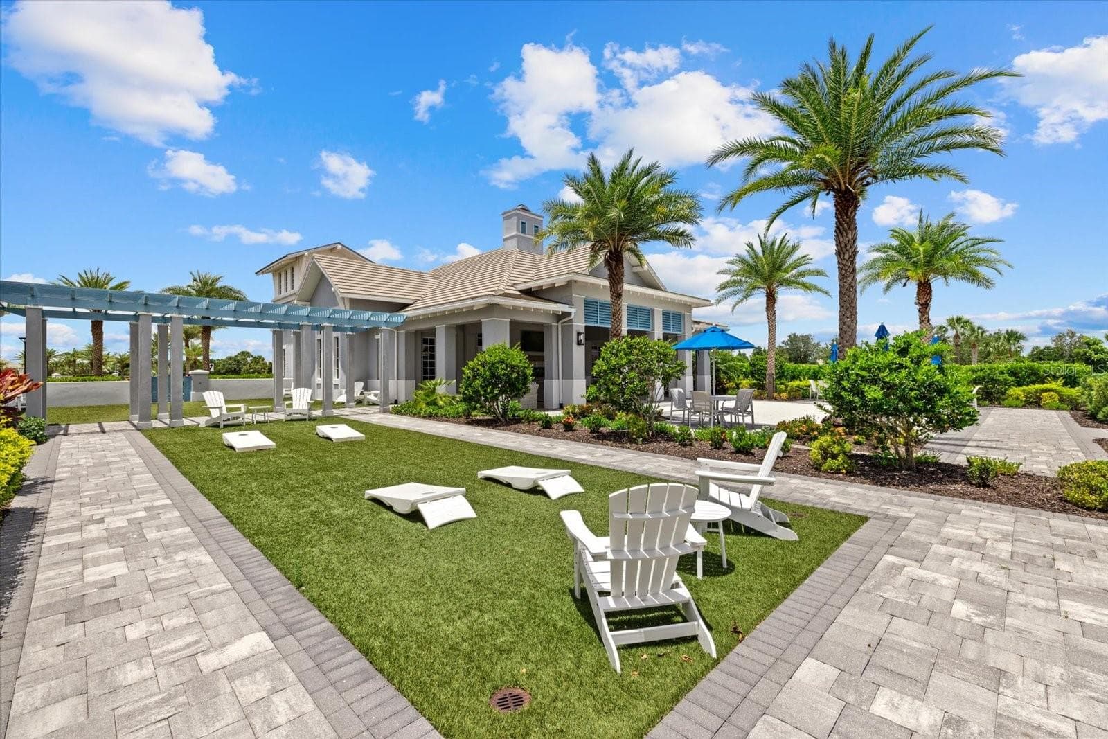 Amenity Center - 8133 NEVIS RUN, LAKEWOOD RANCH