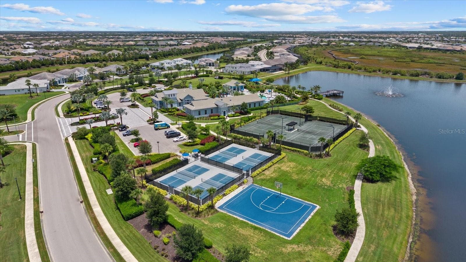 Basketball Court - 8133 NEVIS RUN, LAKEWOOD RANCH