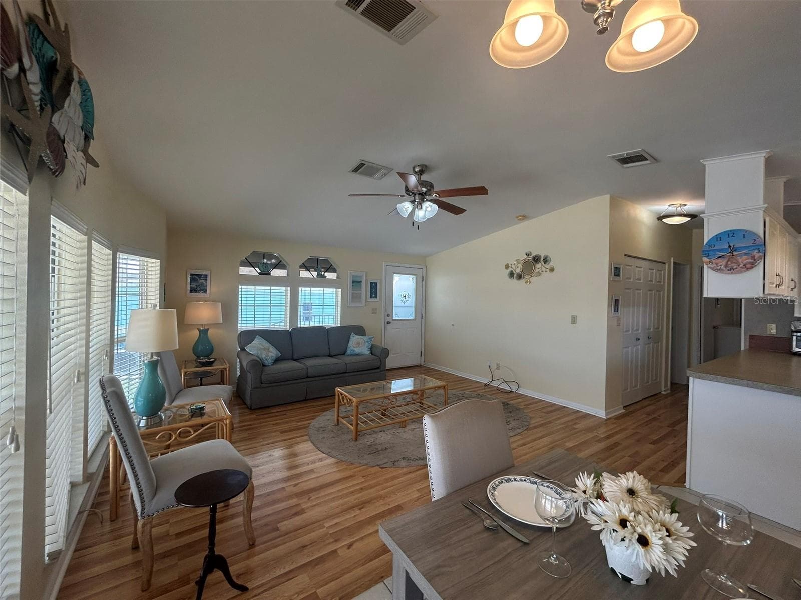 Living Room/Dining Room - 12 SADDLEBAG TRL, LAKE WALES