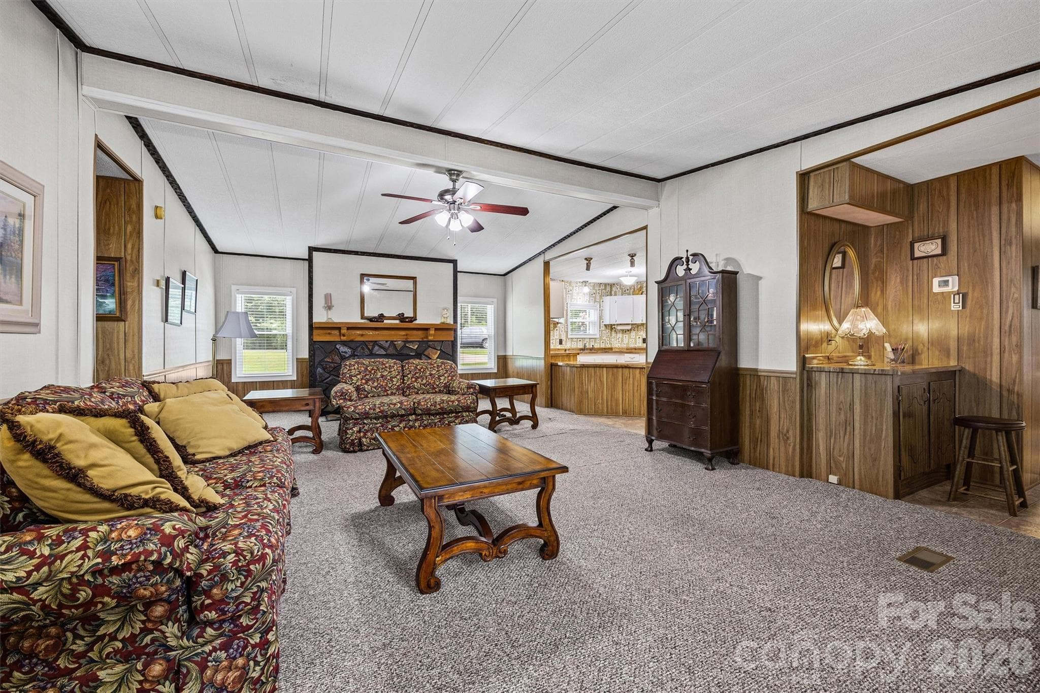 Single Family Residence at 2071 Chameleon Road, York, photo 18 of 46