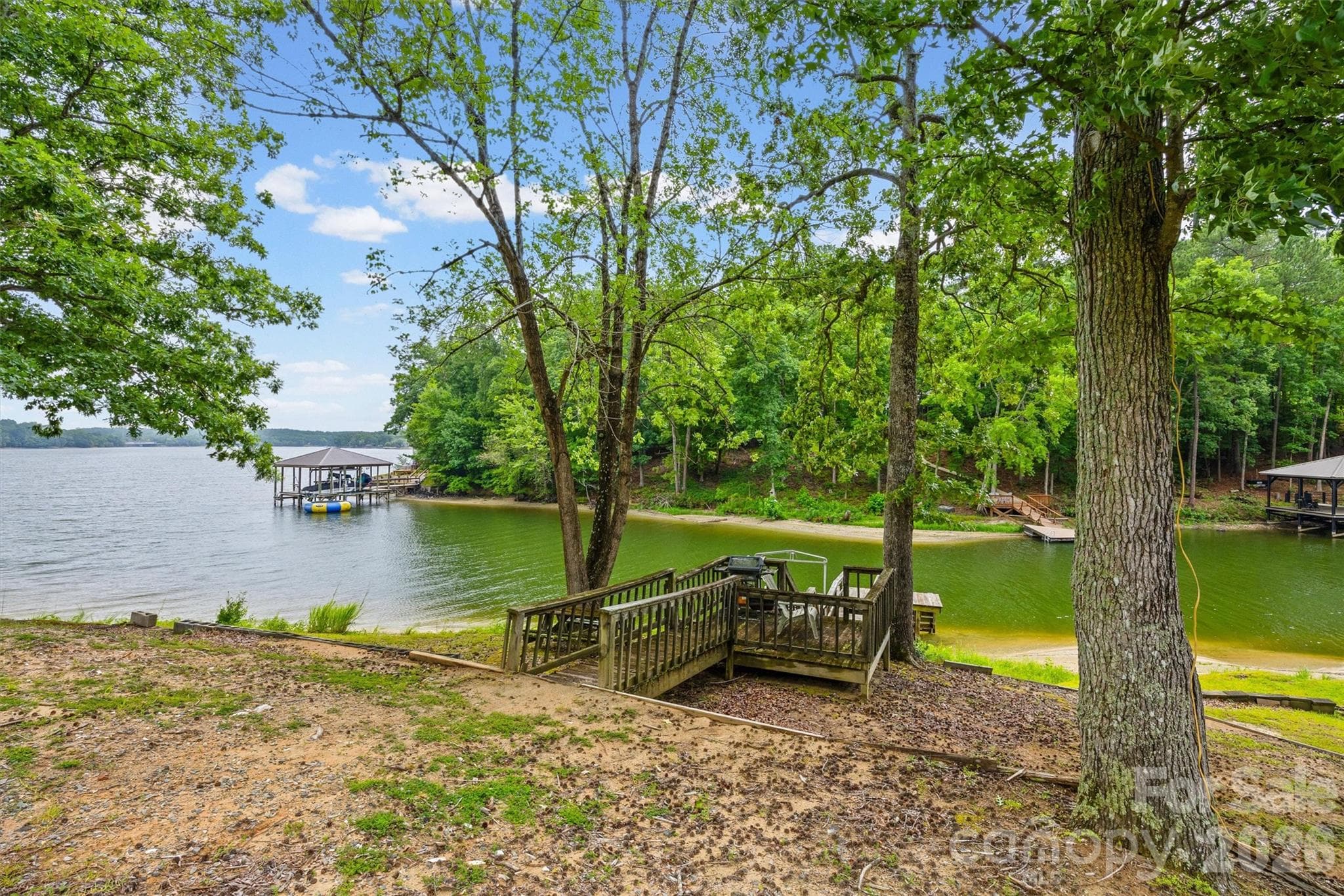 Single Family Residence at 2071 Chameleon Road, York, photo 3 of 46