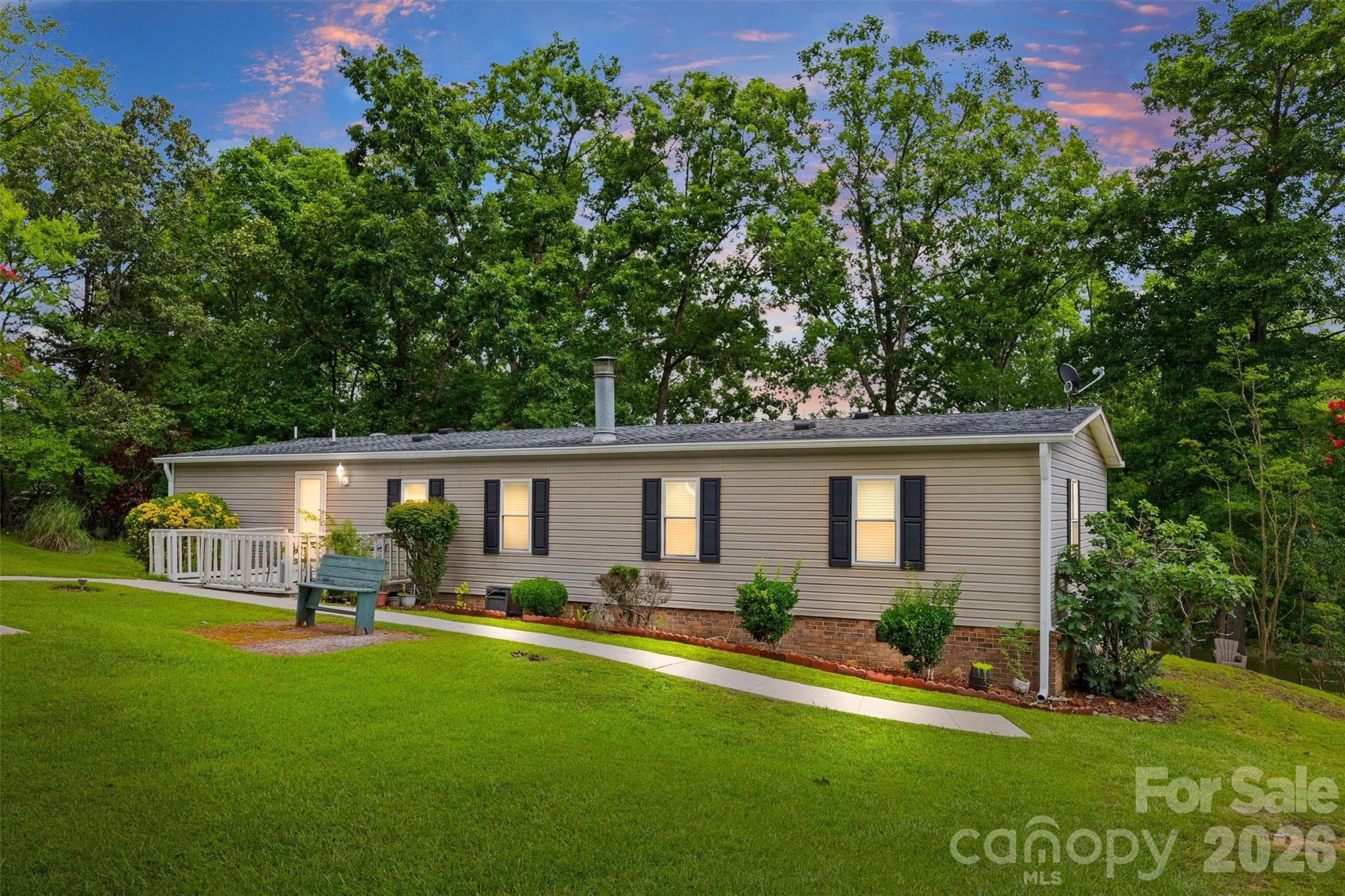 Single Family Residence at 2071 Chameleon Road, York, photo 44 of 46