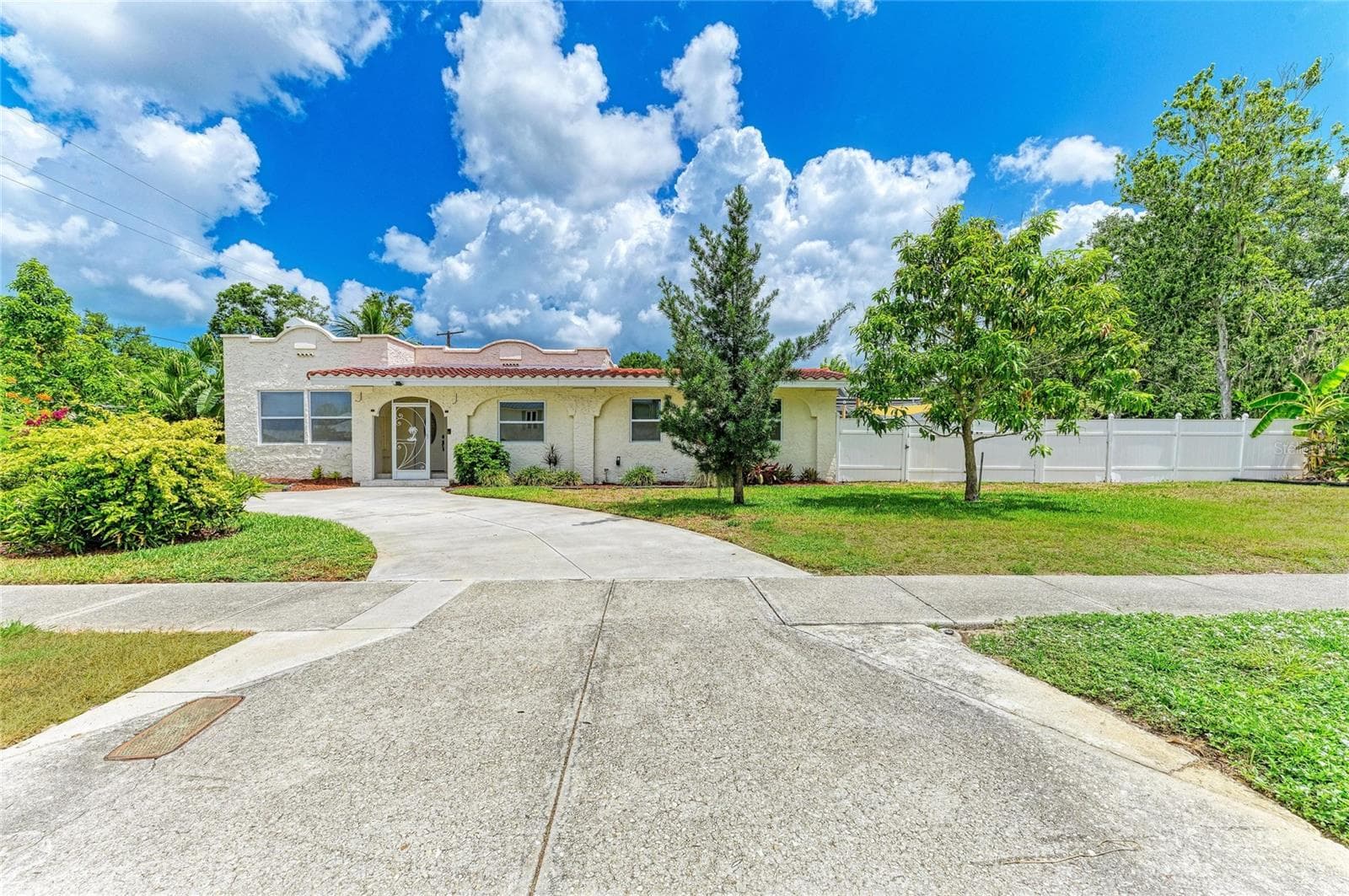 Single Family Residence at 1712 4TH ST W, PALMETTO, photo 11 of 95