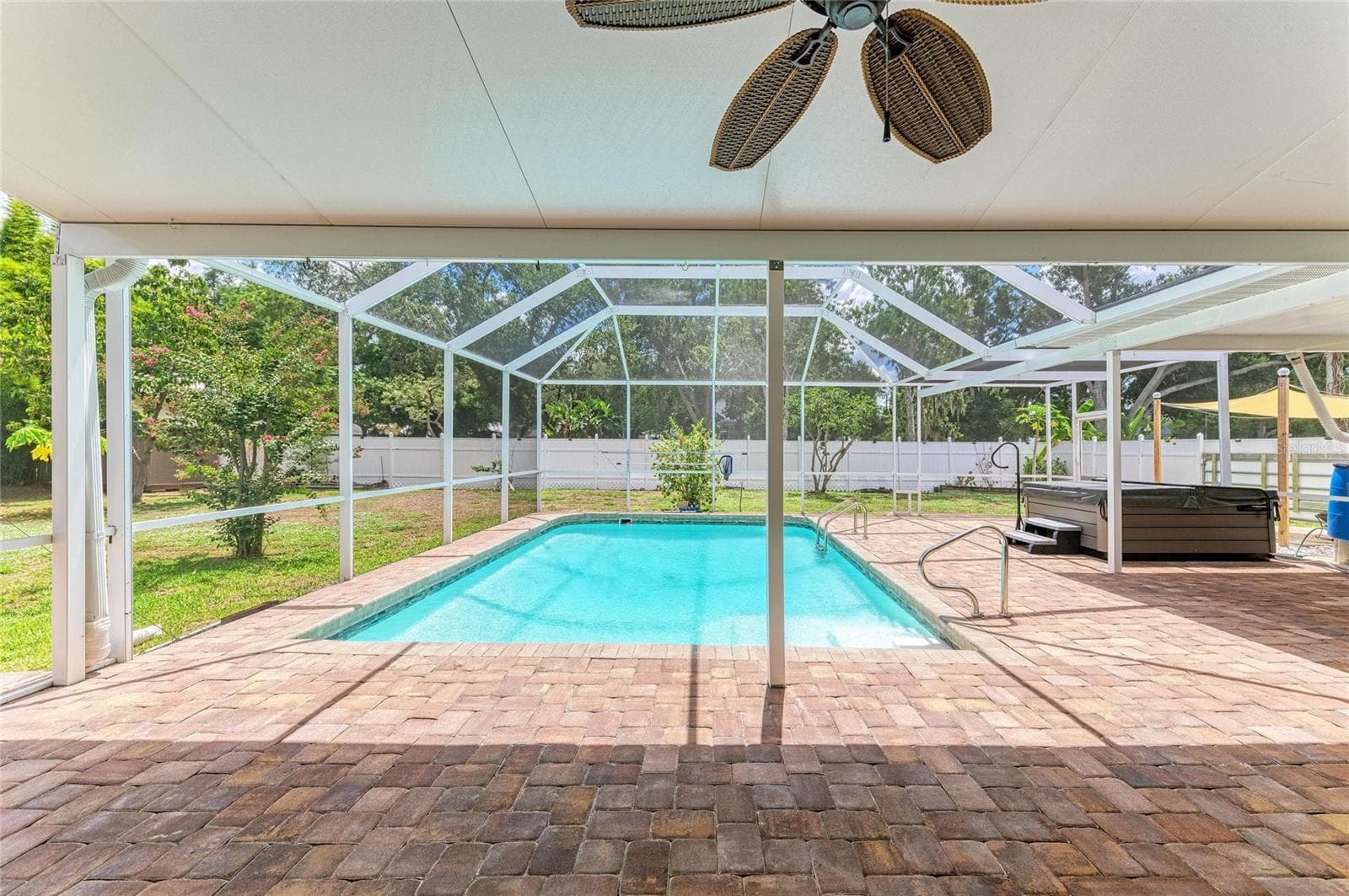 Single Family Residence at 1712 4TH ST W, PALMETTO, photo 60 of 95