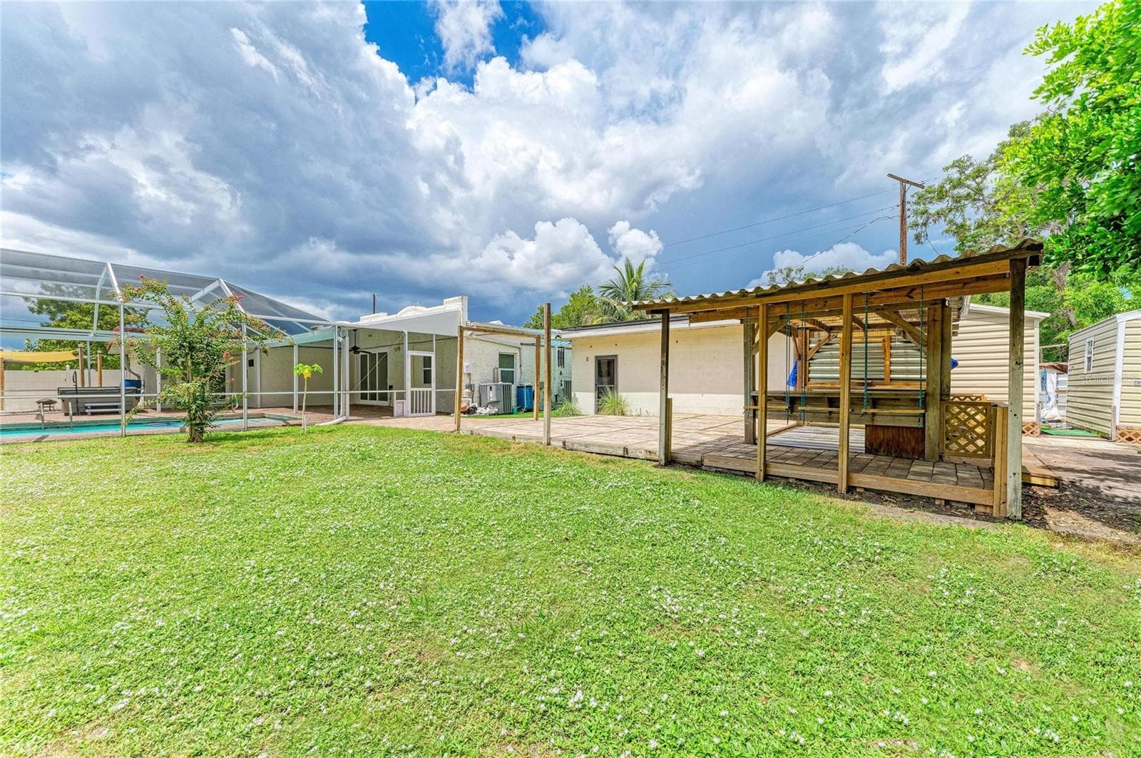 Single Family Residence at 1712 4TH ST W, PALMETTO, photo 6 of 95