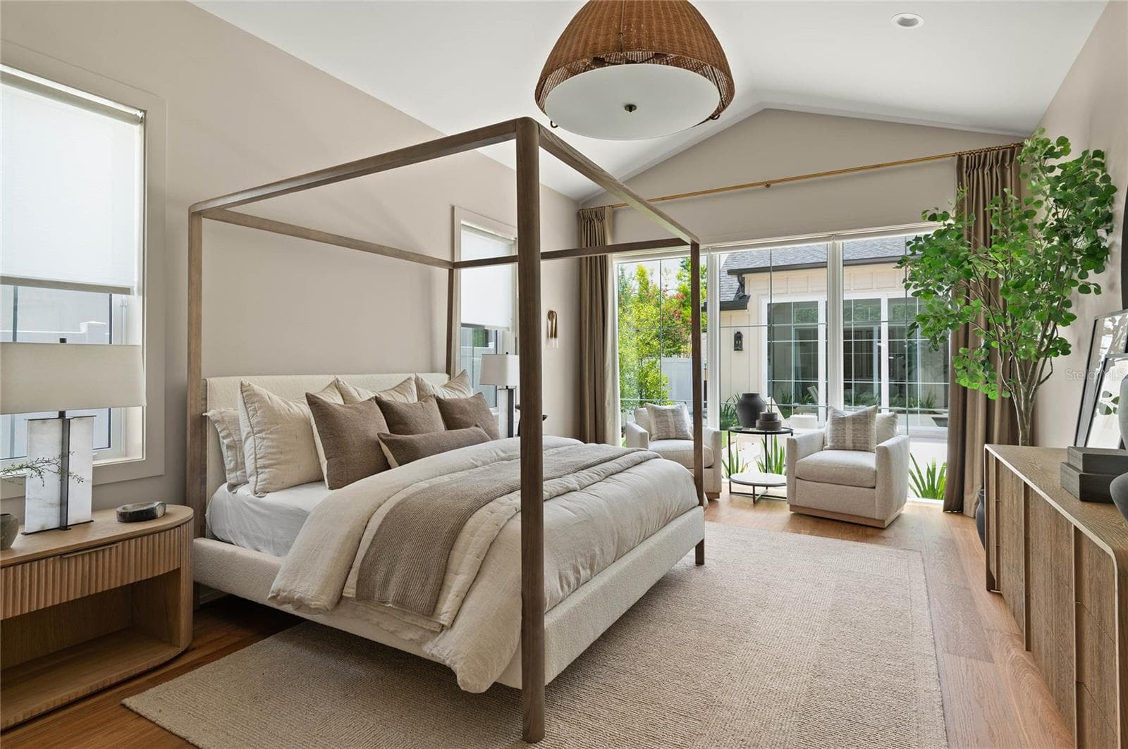PRIMARY SUITE - 1204 NOTTINGHAM ST, ORLANDO