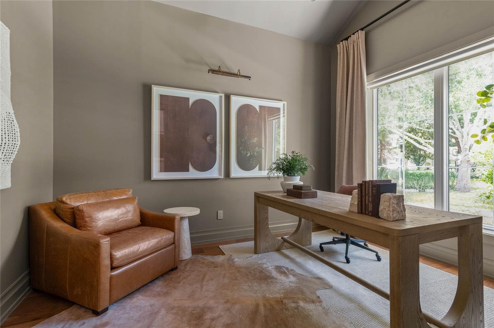 DECICATED PRIVATE OFFICE - 1204 NOTTINGHAM ST, ORLANDO