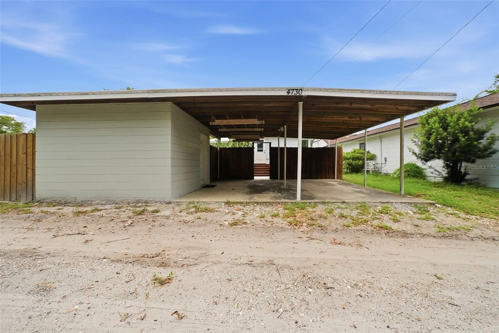 Single Family Residence at 4730 BURLINGTON AVE N, ST PETERSBURG, photo 20 of 31