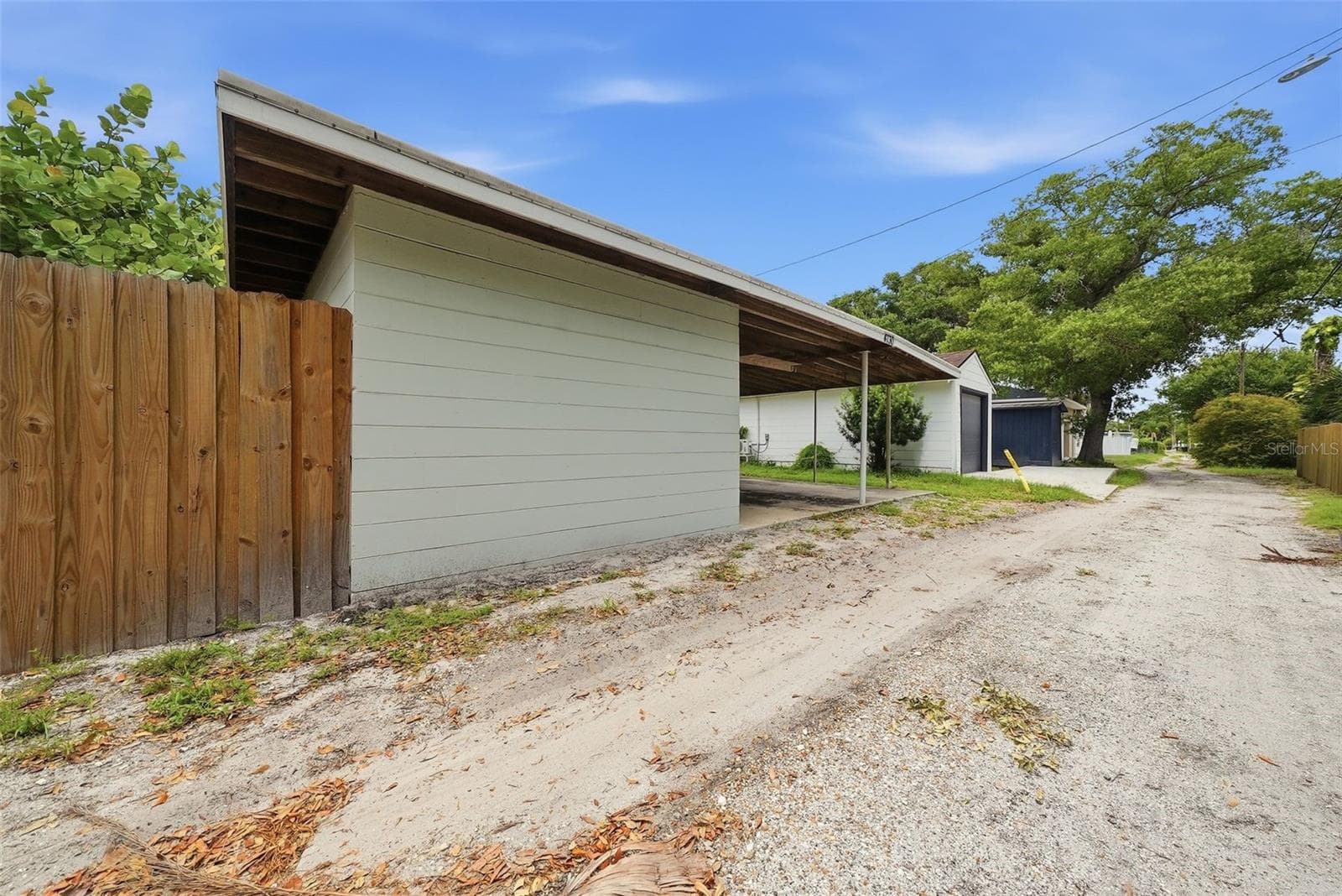 Single Family Residence at 4730 BURLINGTON AVE N, ST PETERSBURG, photo 24 of 31