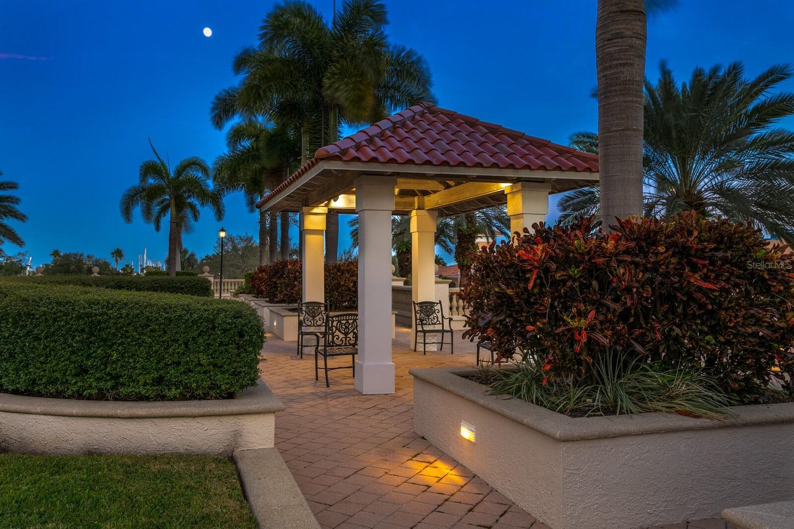 Condominium at 100 BEACH DR NE #1900, ST PETERSBURG, photo 67 of 74