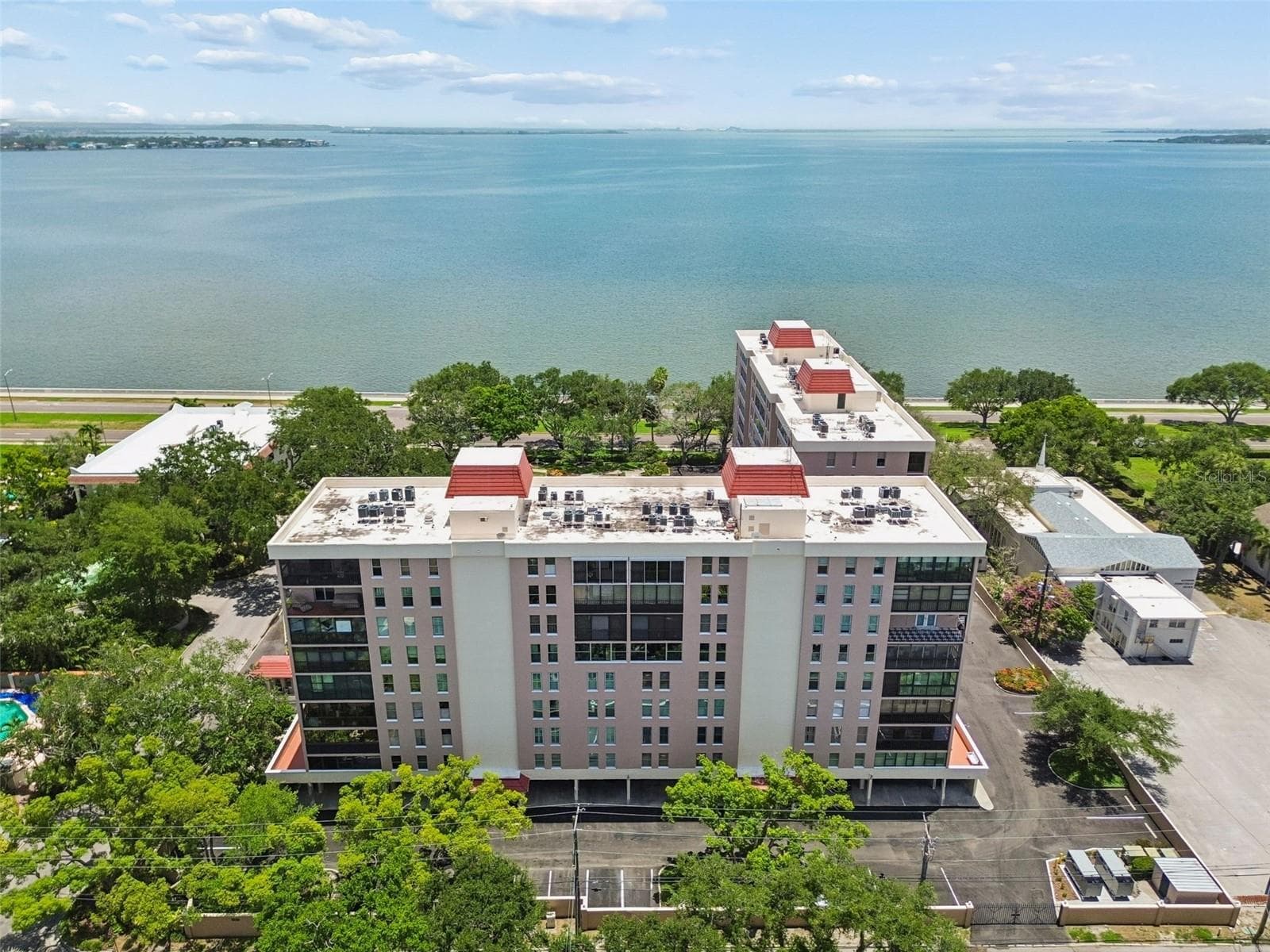 Condominium at 2403 S ARDSON PL #902B, TAMPA, photo 2 of 50