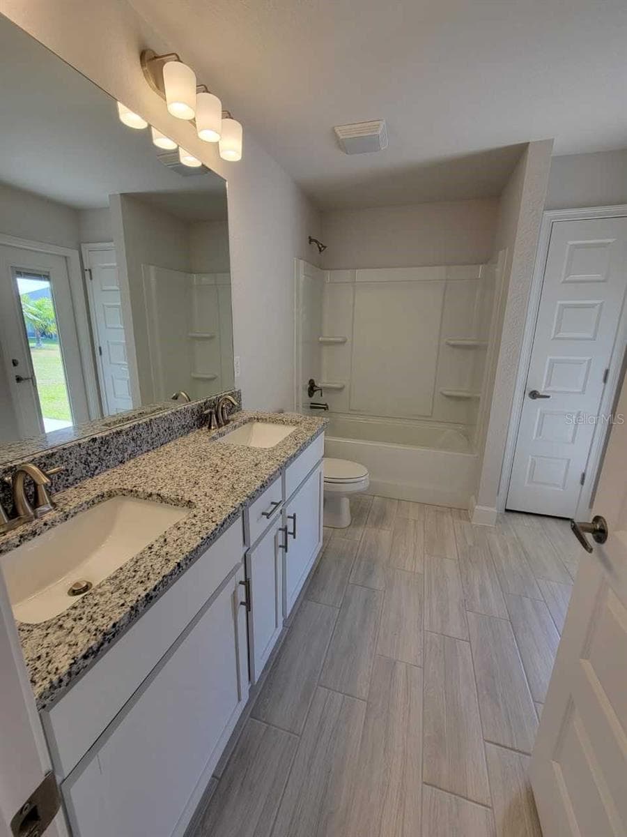 Picture of similar home for illustrative purposes only.  Colors and features will vary! - 4404 SW 110TH ST, OCALA