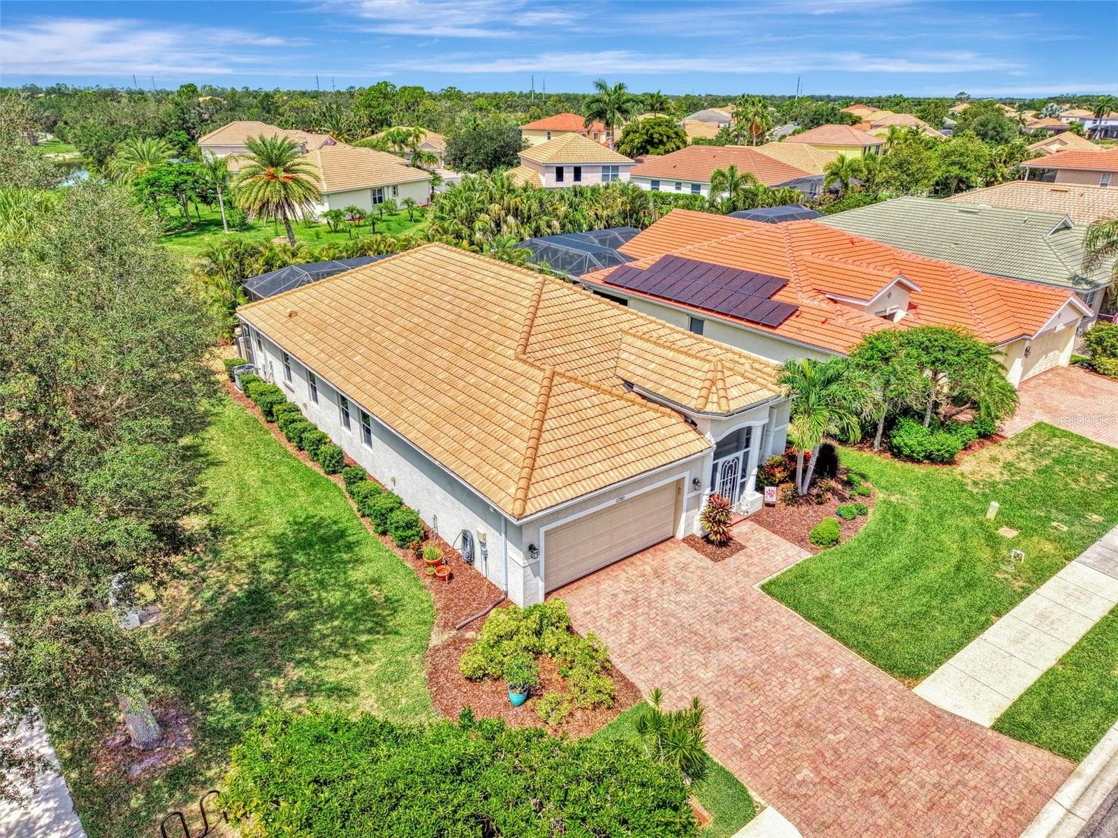 Single Family Residence at 11783 PUMA PATH, VENICE, photo 6 of 99