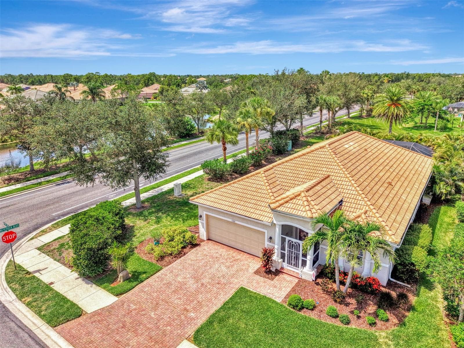 Single Family Residence at 11783 PUMA PATH, VENICE, photo 8 of 99