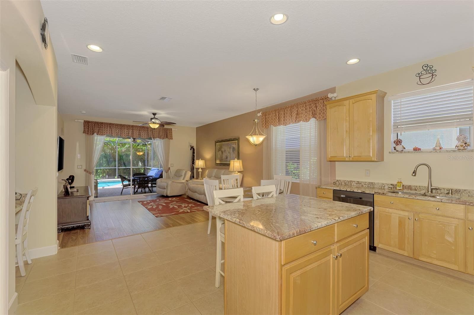 Single Family Residence at 11783 PUMA PATH, VENICE, photo 22 of 99