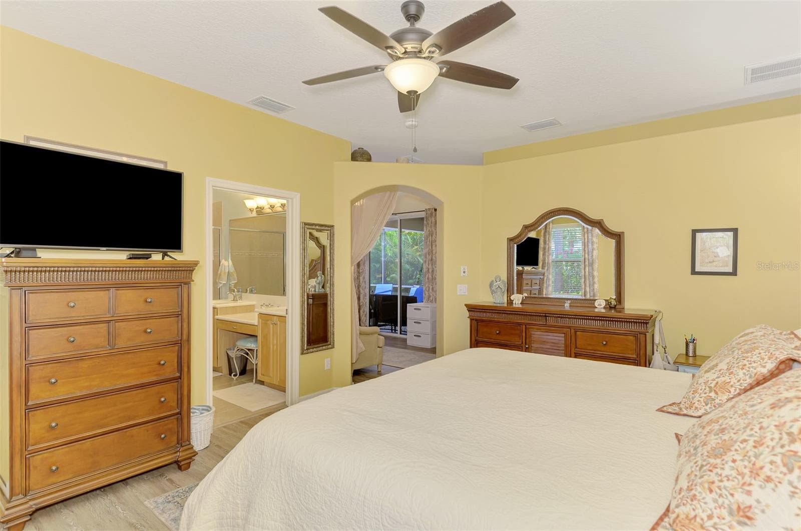 Single Family Residence at 11783 PUMA PATH, VENICE, photo 44 of 99