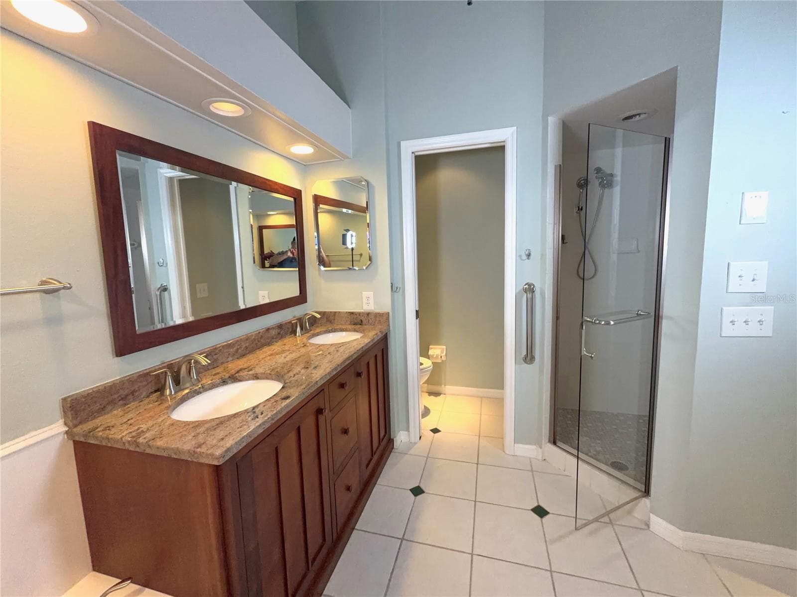 Condominium at 5813 MERION WAY #5813, SARASOTA, photo 27 of 37