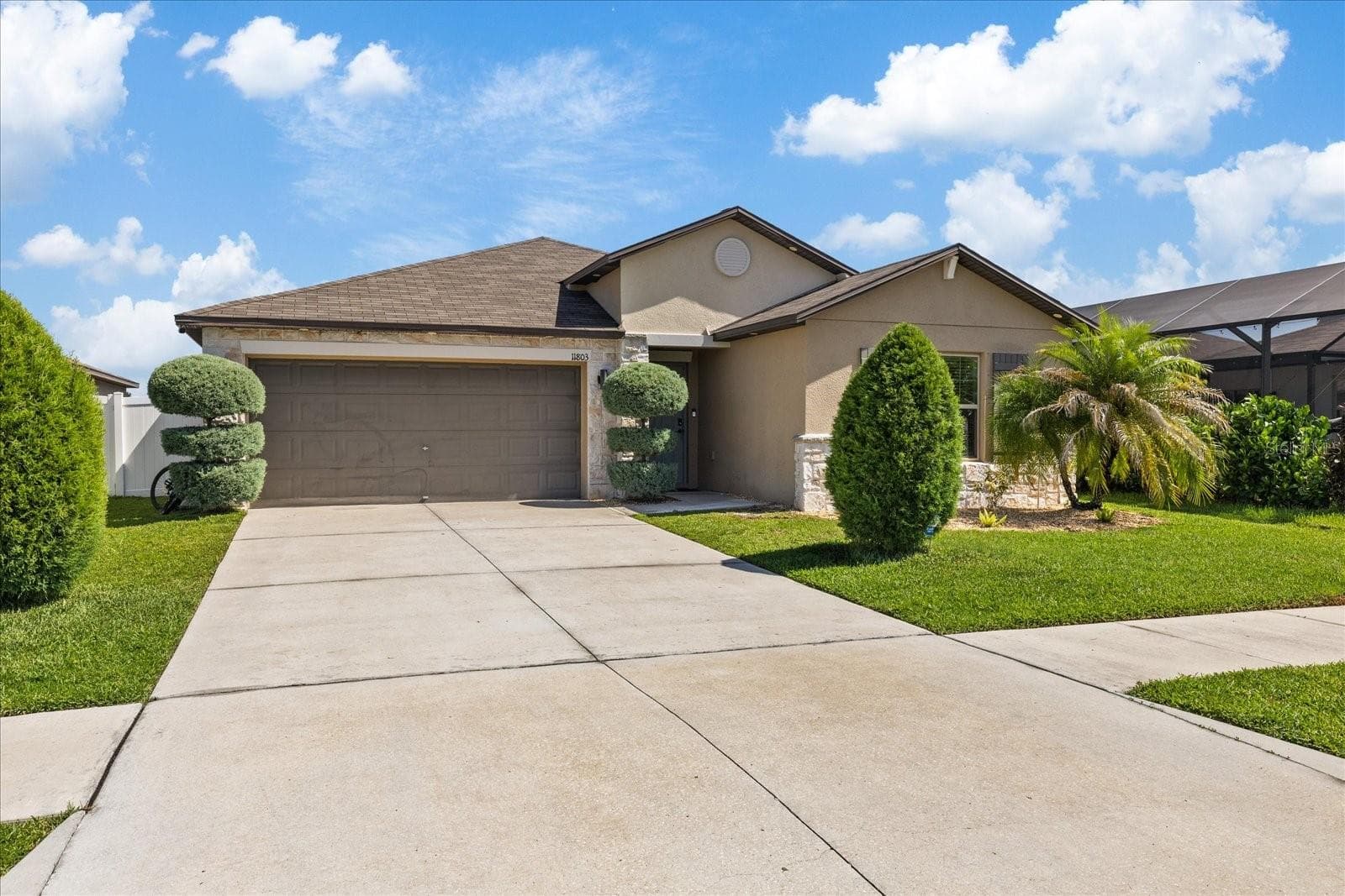 Single Family Residence at 11803 BLACKEYED SUSAN DR, RIVERVIEW, photo 3 of 41