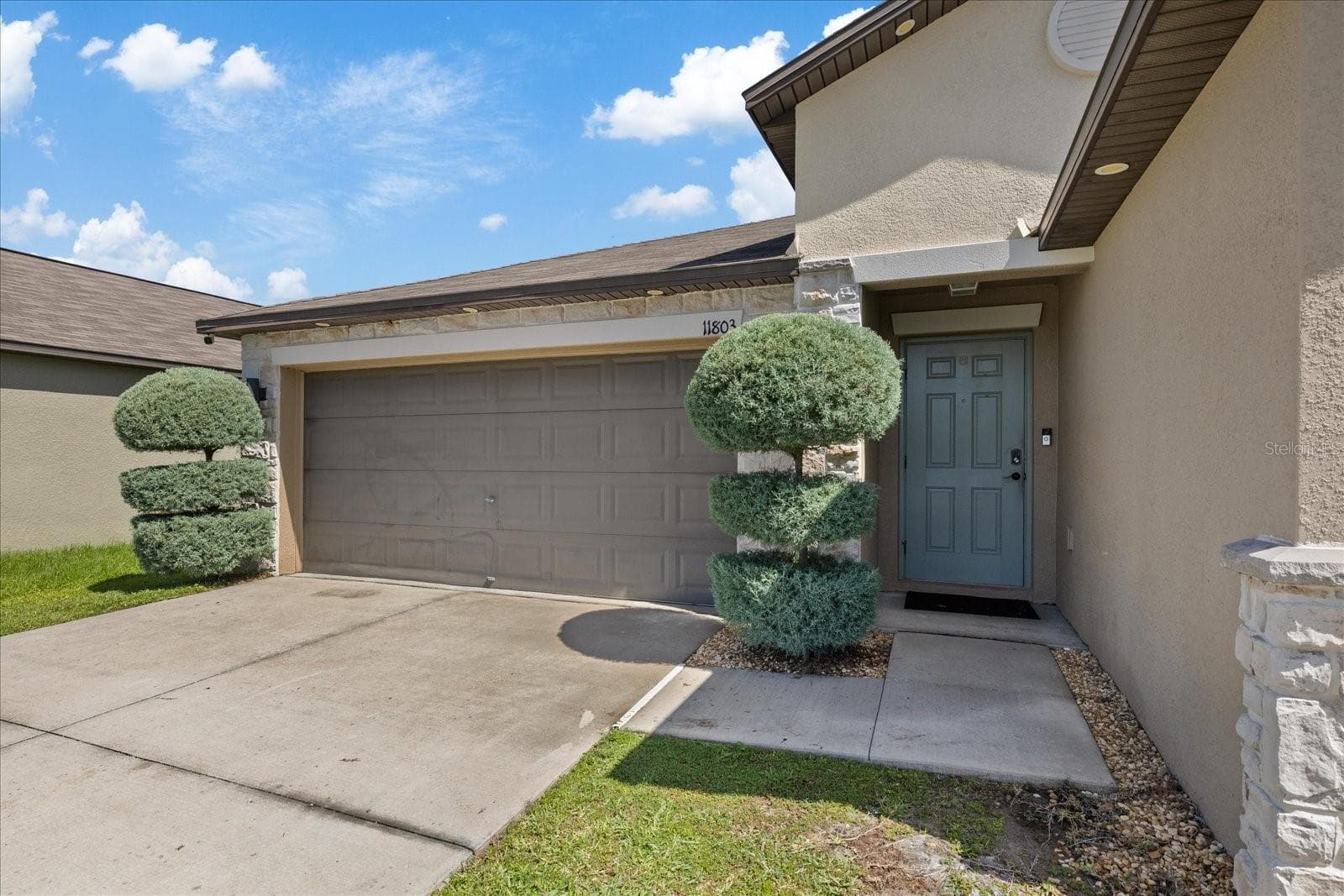 Single Family Residence at 11803 BLACKEYED SUSAN DR, RIVERVIEW, photo 5 of 41