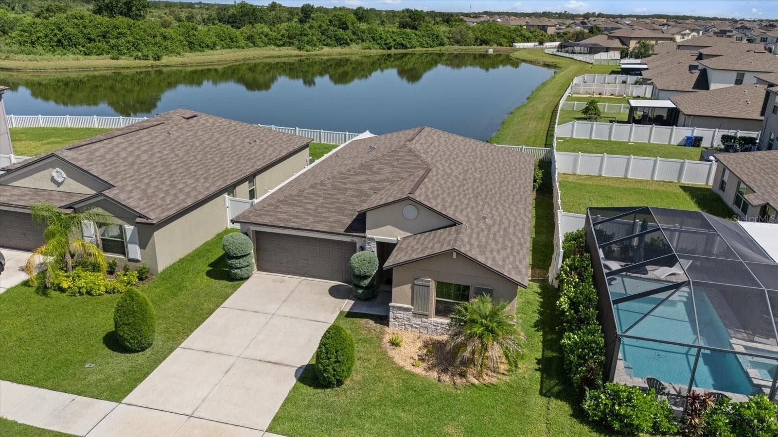 Single Family Residence at 11803 BLACKEYED SUSAN DR, RIVERVIEW, photo 8 of 41