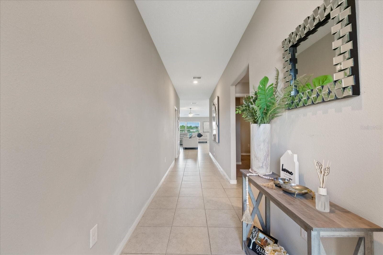Single Family Residence at 11803 BLACKEYED SUSAN DR, RIVERVIEW, photo 11 of 41