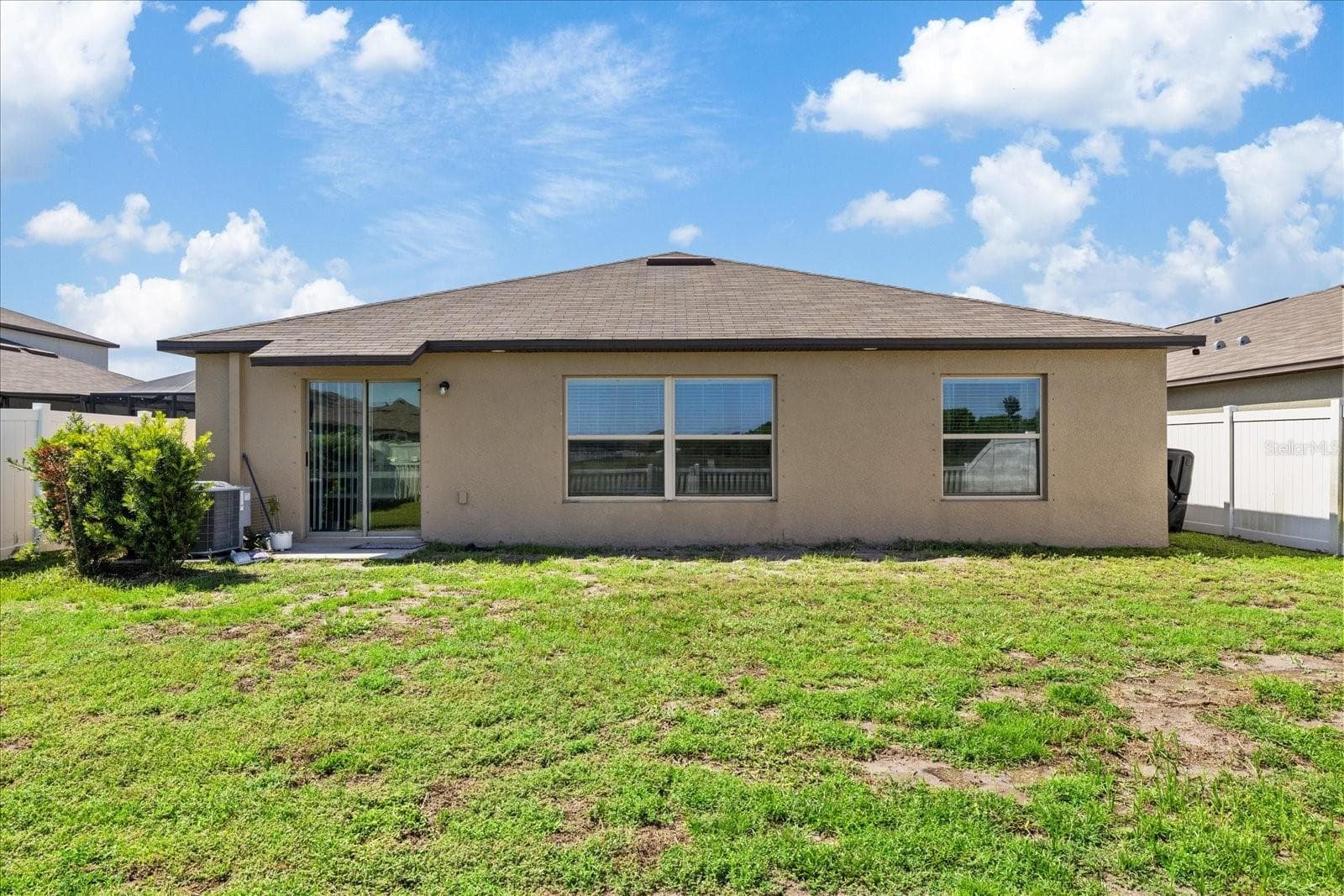 Single Family Residence at 11803 BLACKEYED SUSAN DR, RIVERVIEW, photo 34 of 41