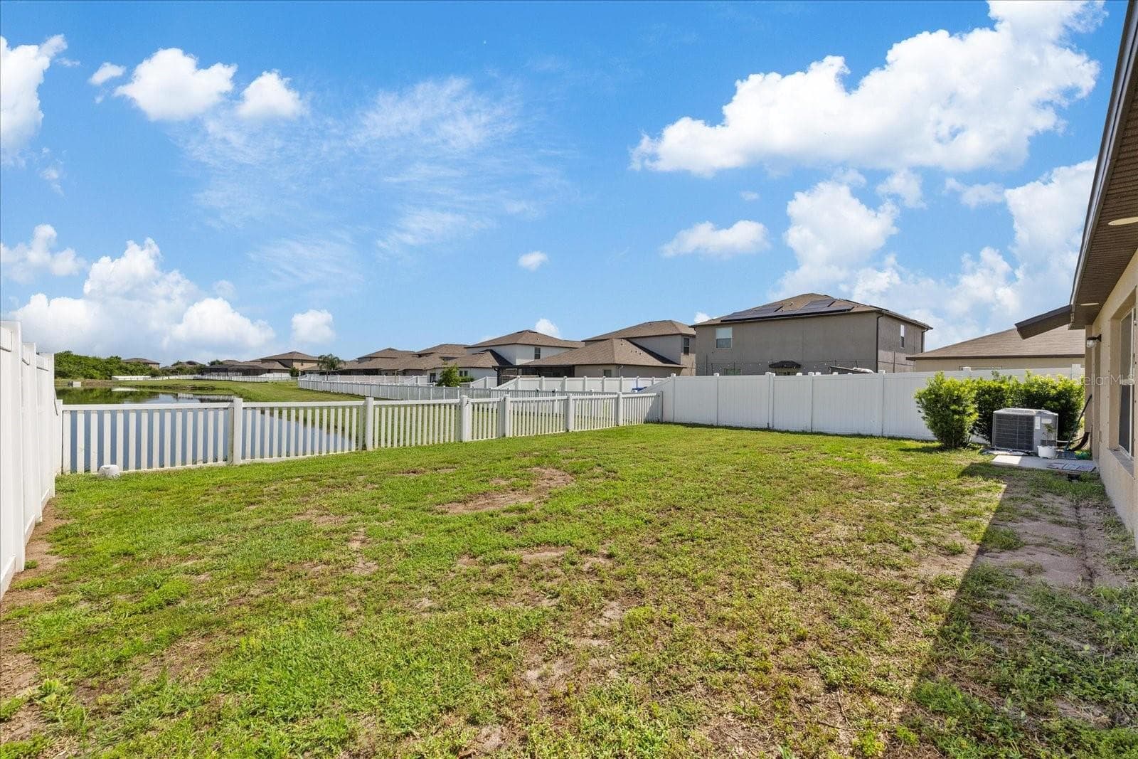 Single Family Residence at 11803 BLACKEYED SUSAN DR, RIVERVIEW, photo 35 of 41