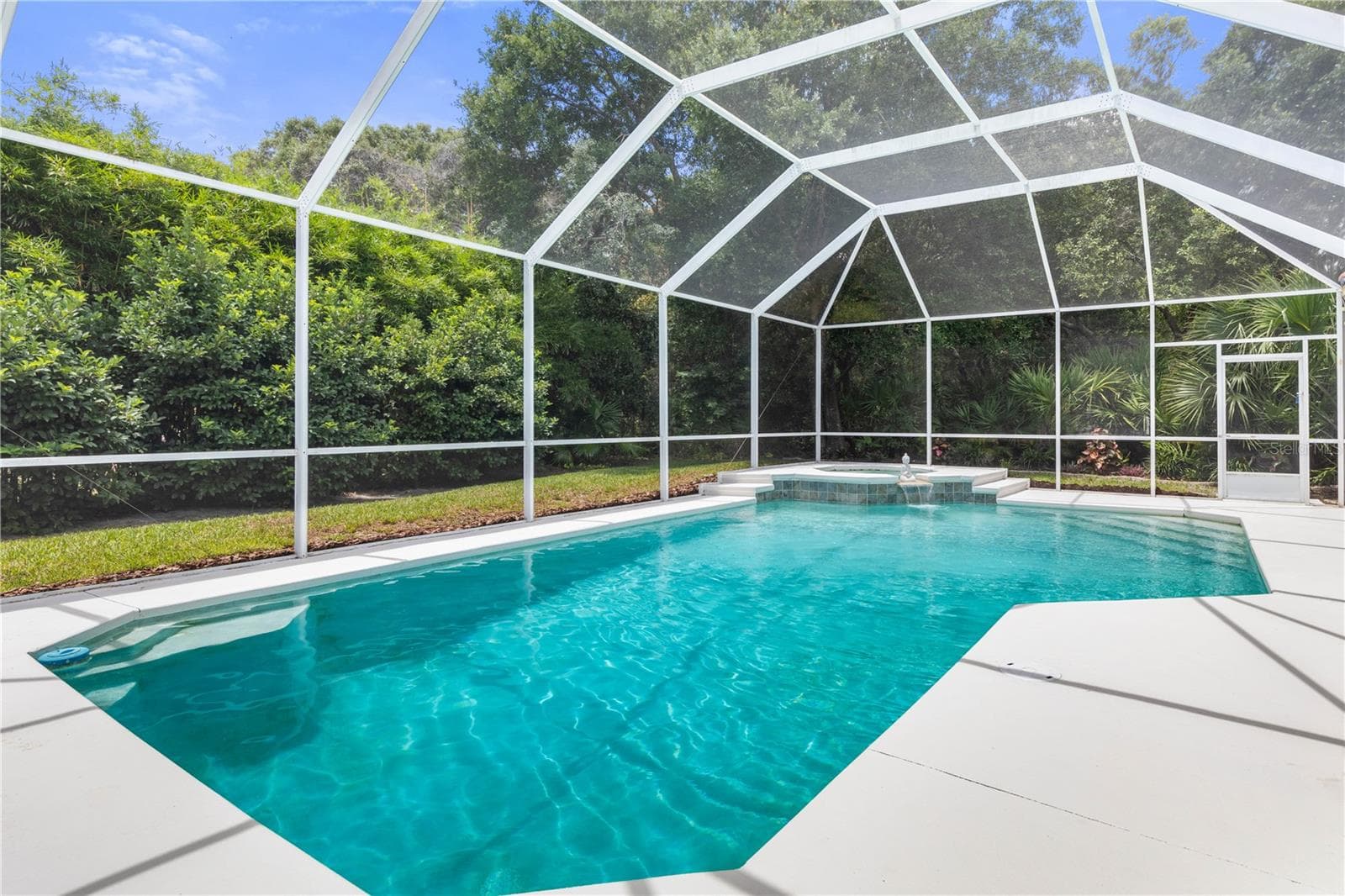 Single Family Residence at 9 VIA VERONA, PALM COAST, FL, photo 3 of 91