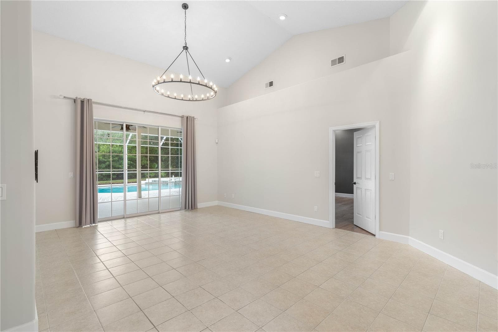 Single Family Residence at 9 VIA VERONA, PALM COAST, FL, photo 15 of 91