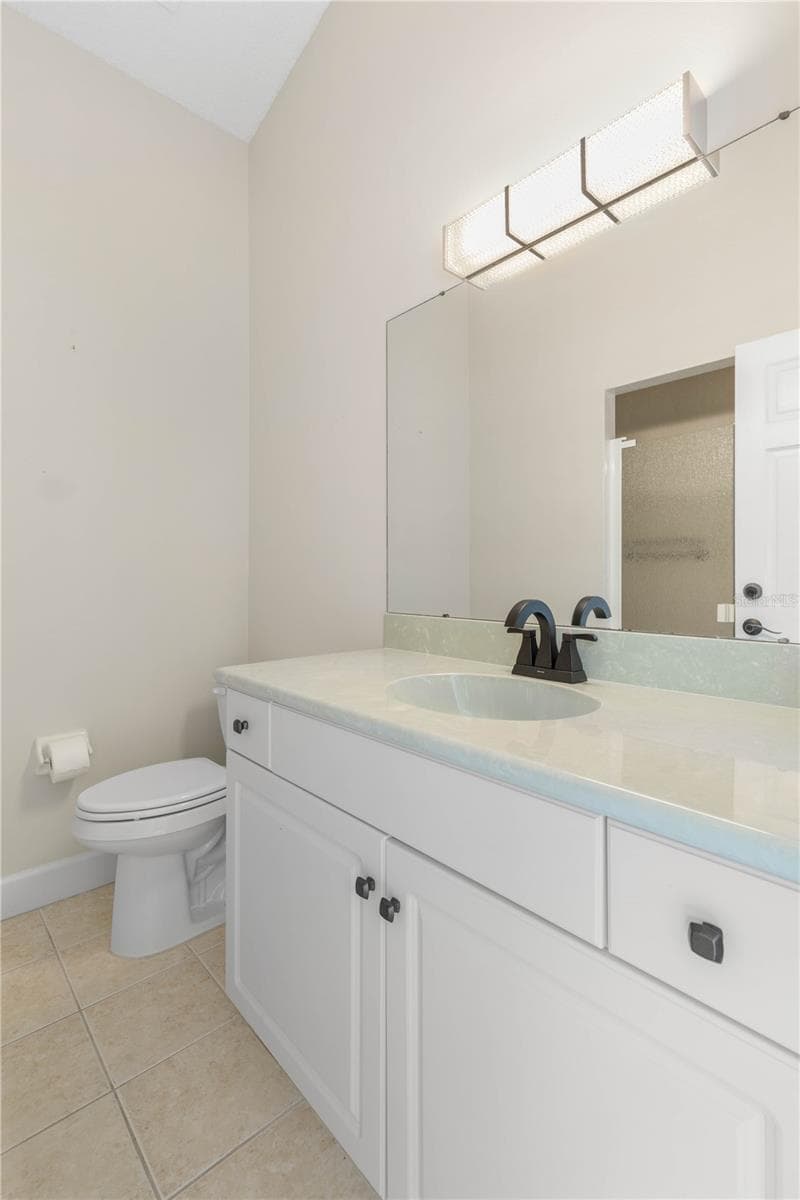 Single Family Residence at 9 VIA VERONA, PALM COAST, FL, photo 39 of 91