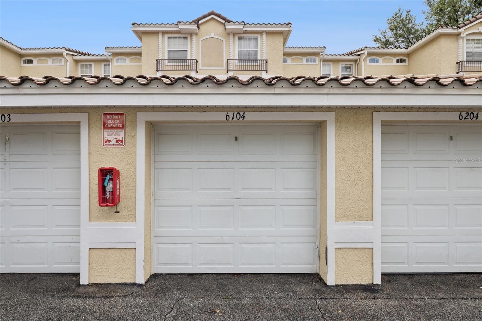 Garage Exterior - 674 SANDY NECK LN #104, ALTAMONTE SPRINGS