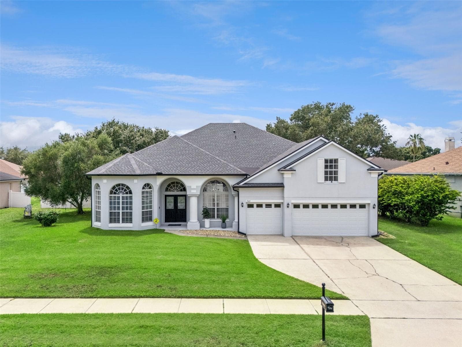 13163 LAKESHORE GROVE DR