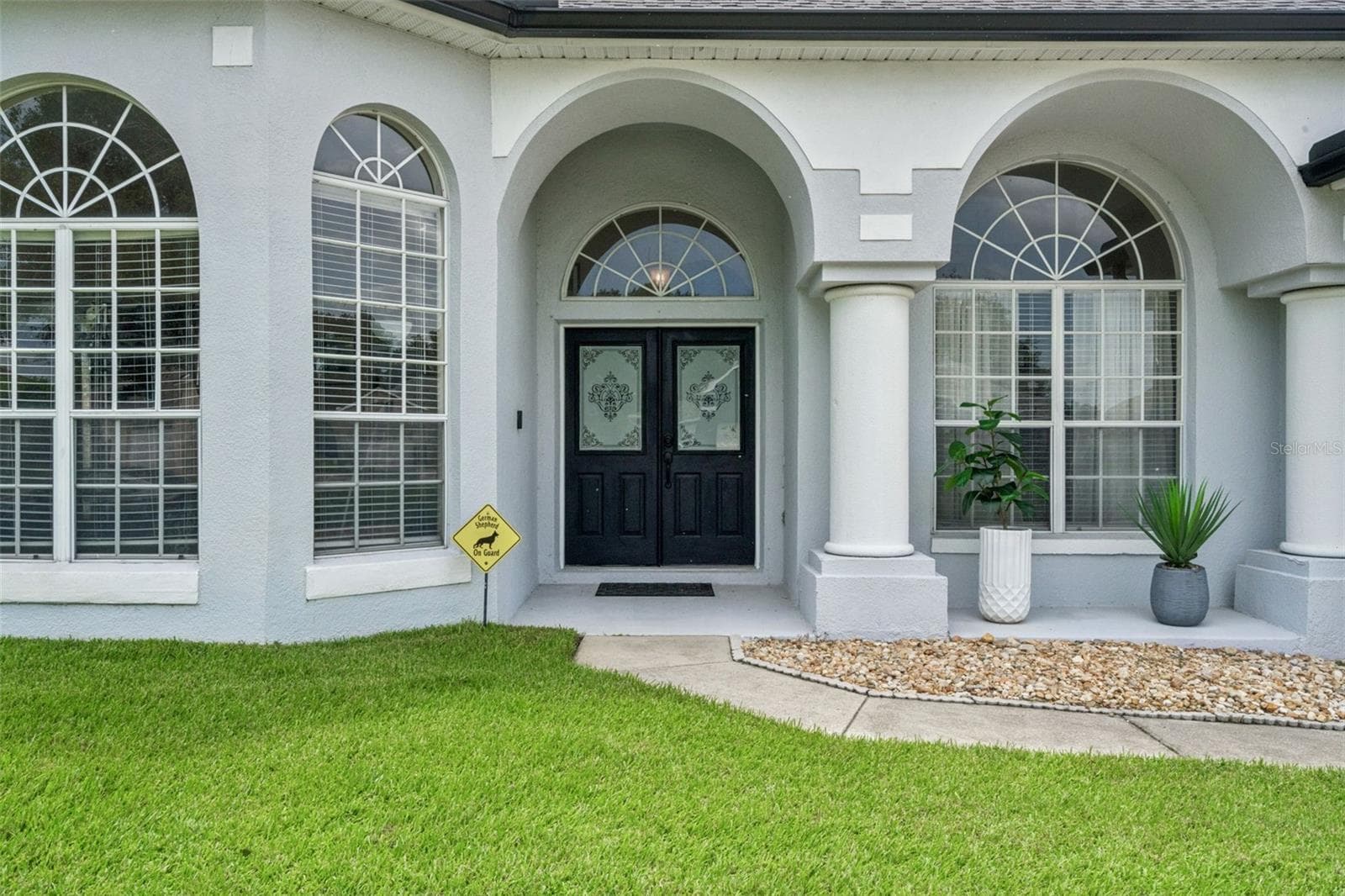 Single Family Residence at 13163 LAKESHORE GROVE DR, WINTER GARDEN, photo 4 of 64