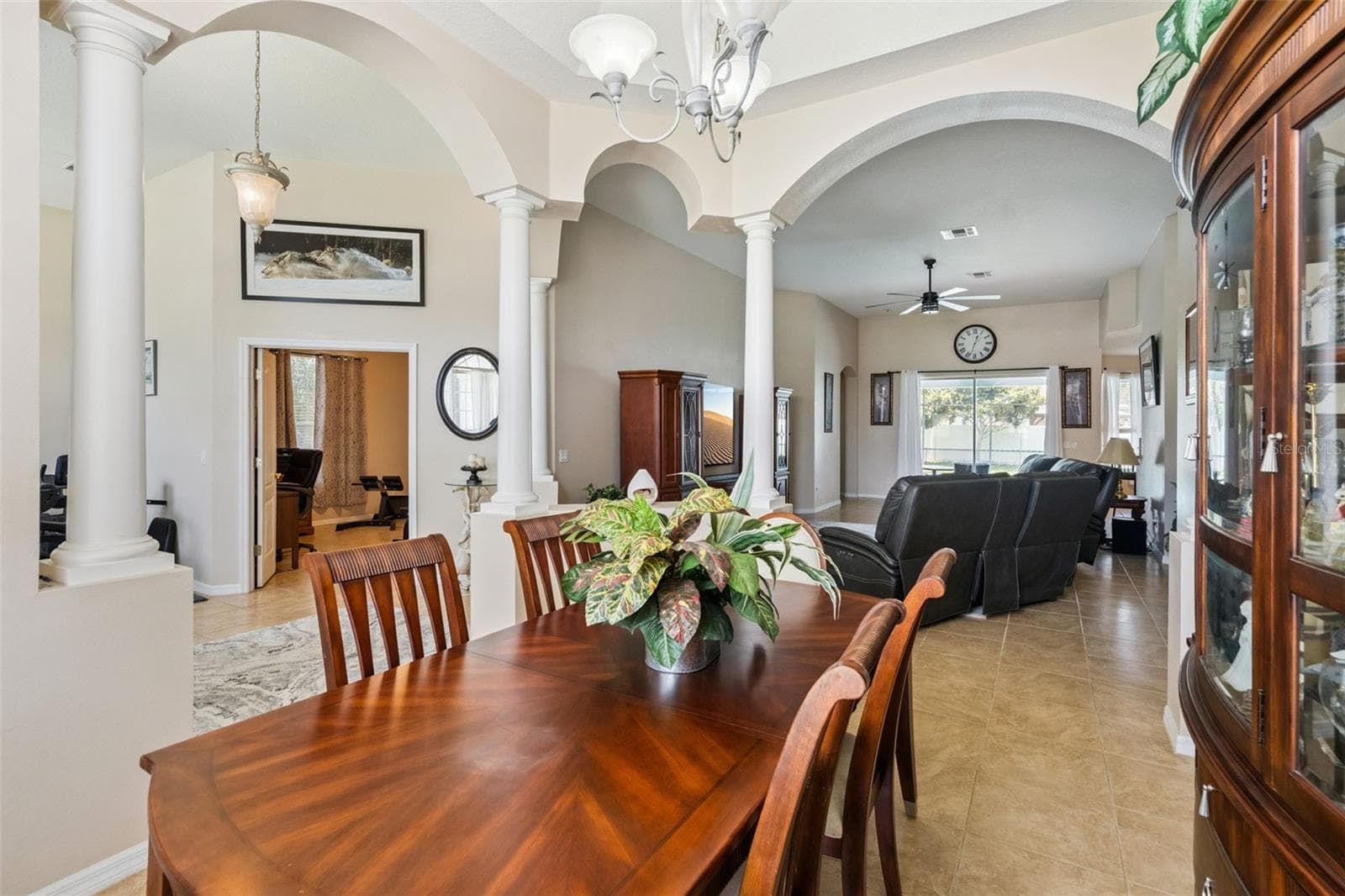 Single Family Residence at 13163 LAKESHORE GROVE DR, WINTER GARDEN, photo 9 of 64