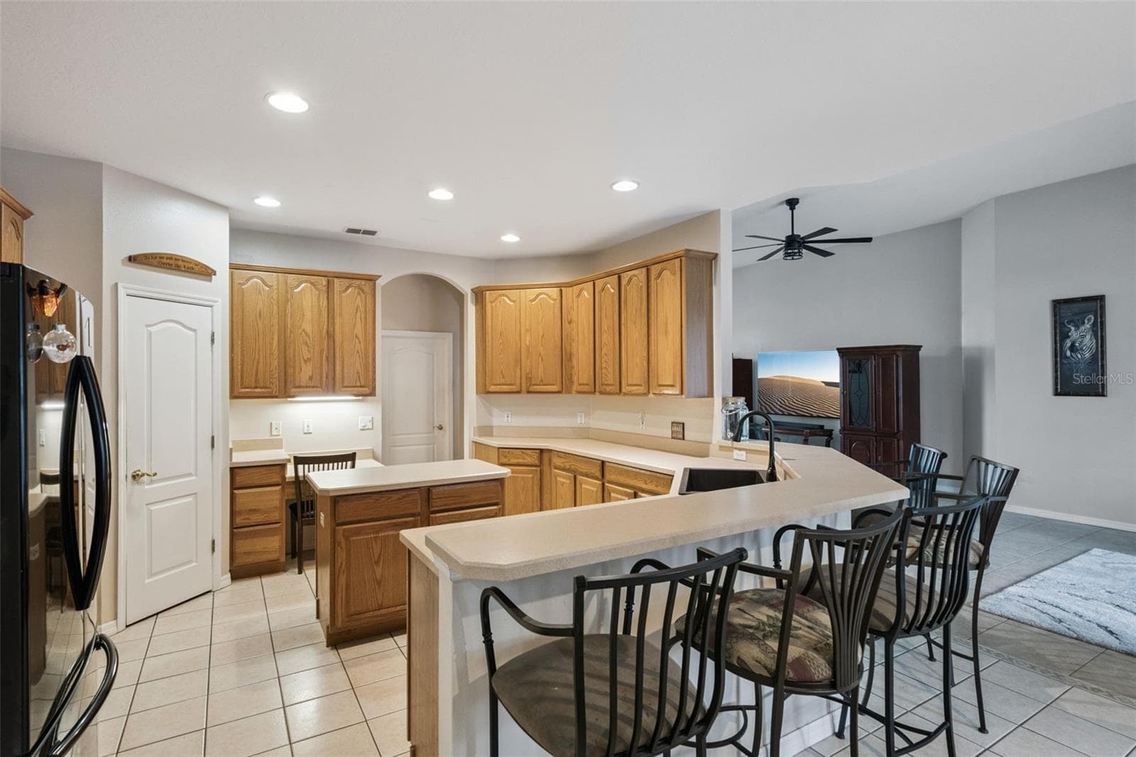 Single Family Residence at 13163 LAKESHORE GROVE DR, WINTER GARDEN, photo 17 of 64
