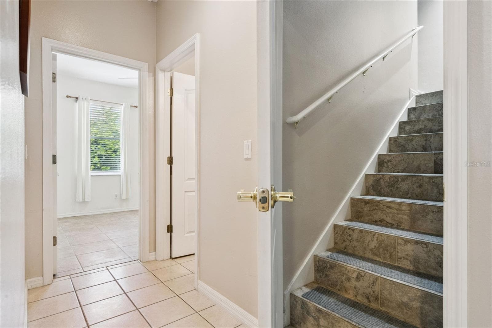 Single Family Residence at 13163 LAKESHORE GROVE DR, WINTER GARDEN, photo 23 of 64