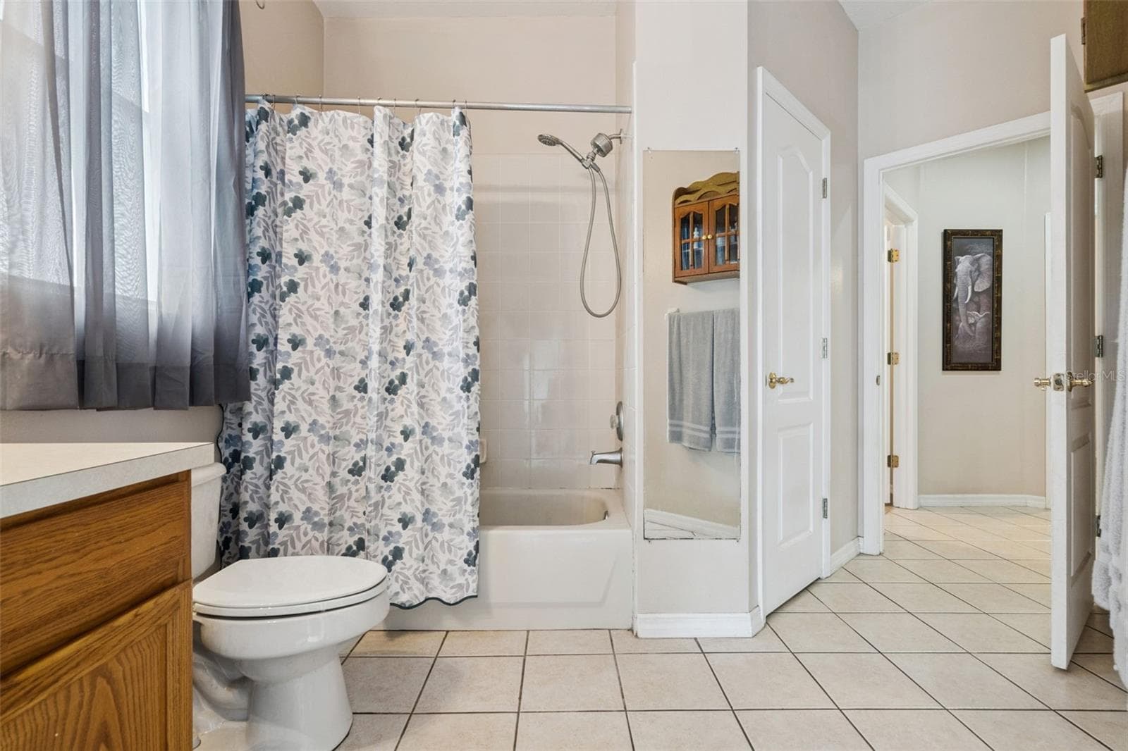 Single Family Residence at 13163 LAKESHORE GROVE DR, WINTER GARDEN, photo 35 of 64
