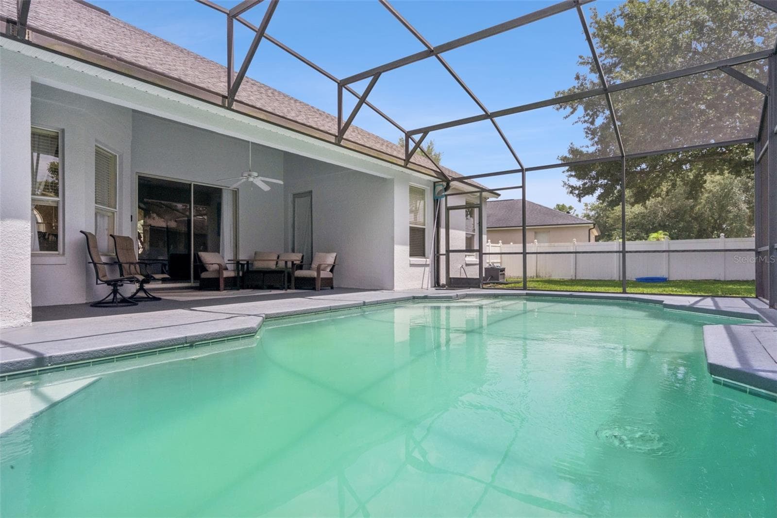 Single Family Residence at 13163 LAKESHORE GROVE DR, WINTER GARDEN, photo 45 of 64