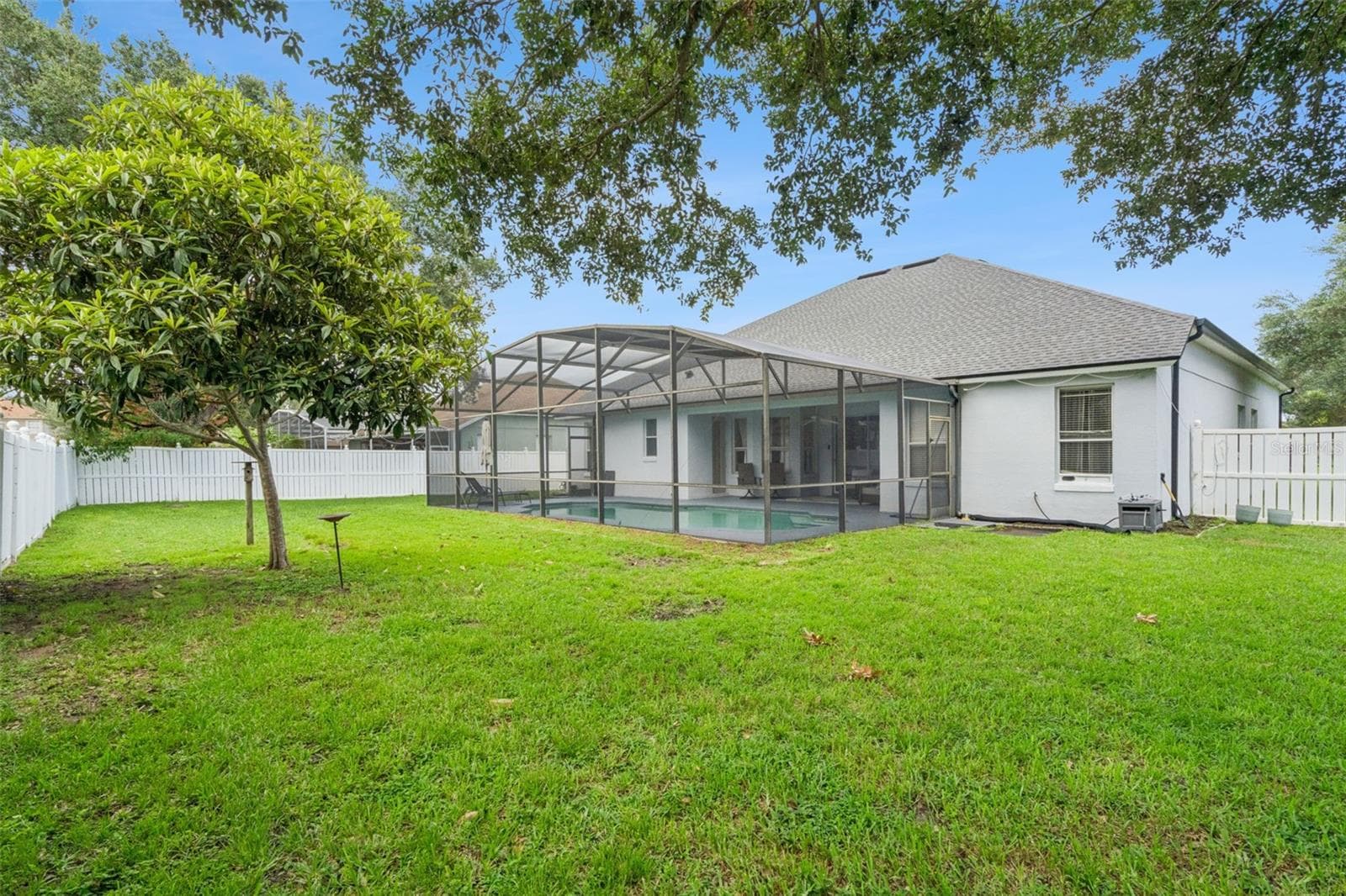 Single Family Residence at 13163 LAKESHORE GROVE DR, WINTER GARDEN, photo 51 of 64