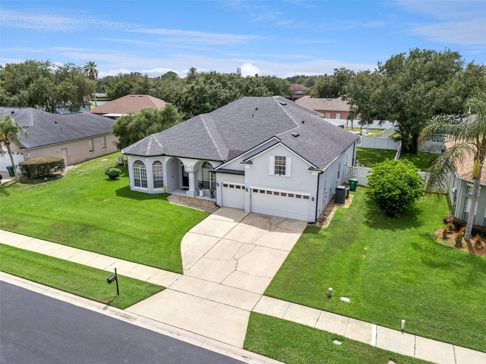 Single Family Residence at 13163 LAKESHORE GROVE DR, WINTER GARDEN, photo 57 of 64