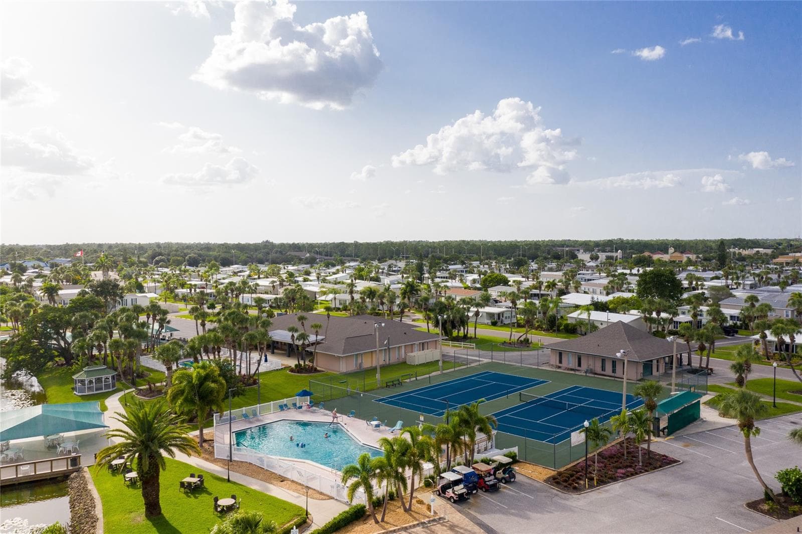 Manufactured Home at 2100 KINGS HWY #1008, PORT CHARLOTTE, photo 66 of 72