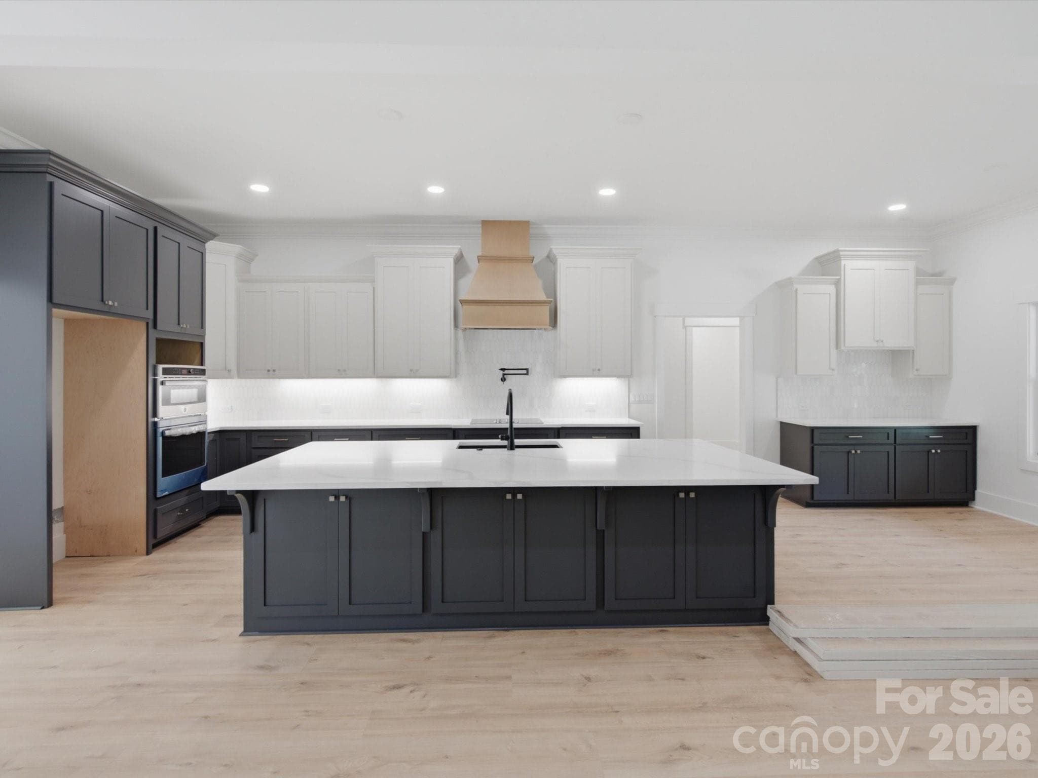 Single Family Residence at Waxhaw, photo 9 of 47