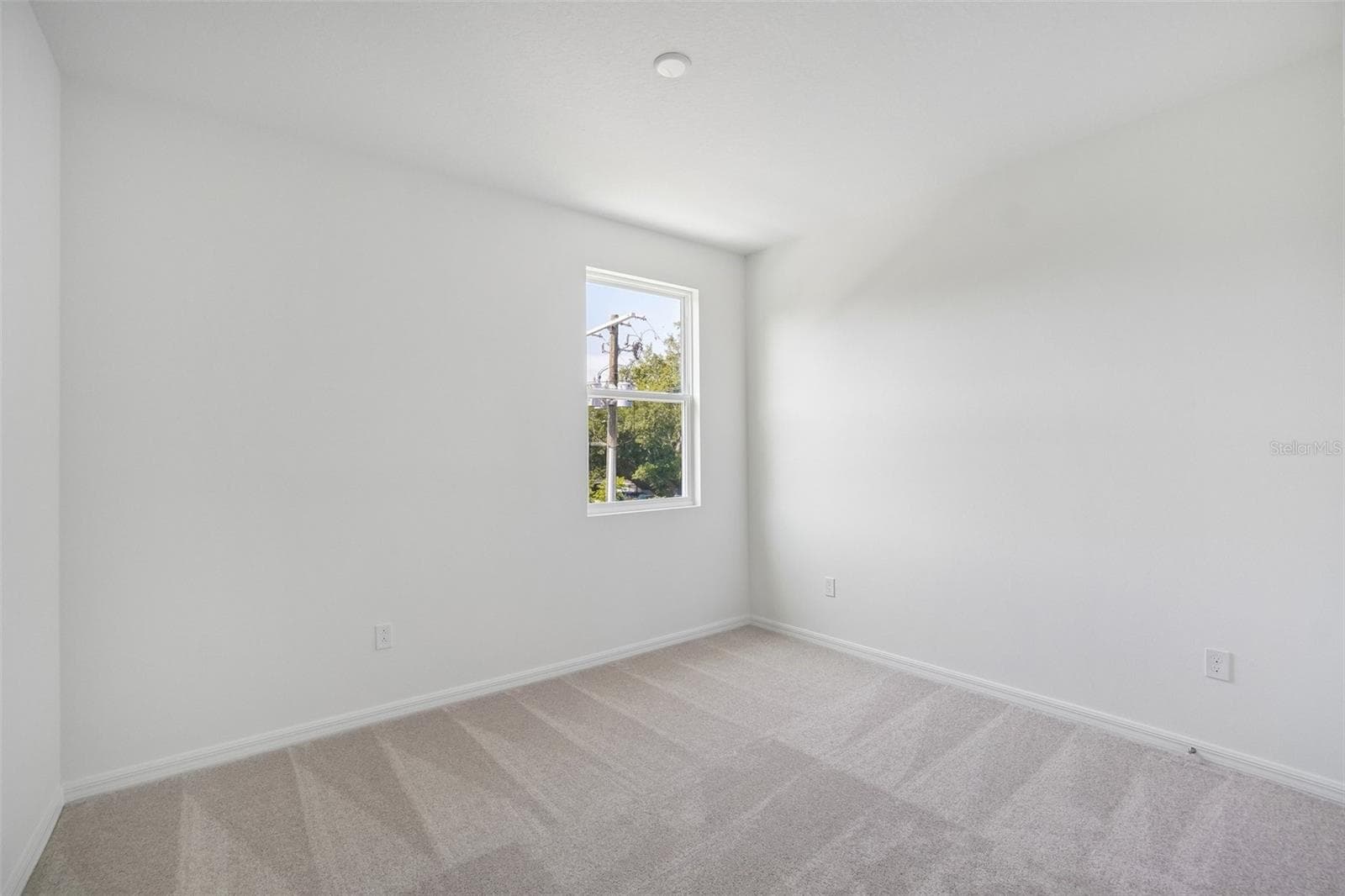 Townhouse at 613 SILVER STREAM CT, BRANDON, photo 22 of 30