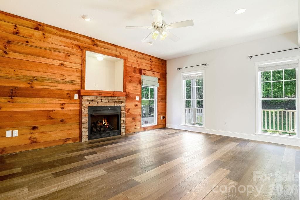 Single Family Residence at 46 Indian Summer Lane, Mill Spring, photo 8 of 30