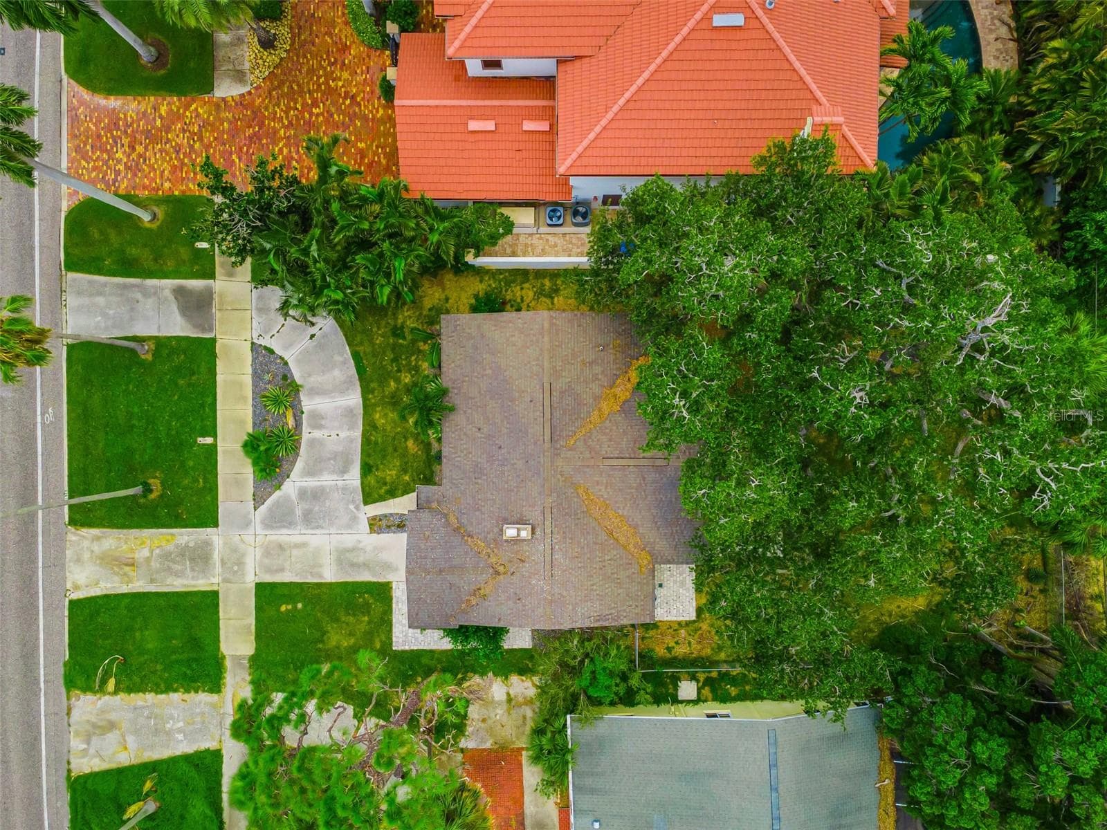Land at 910 SNELL ISLE BLVD NE, ST PETERSBURG, photo 8 of 15