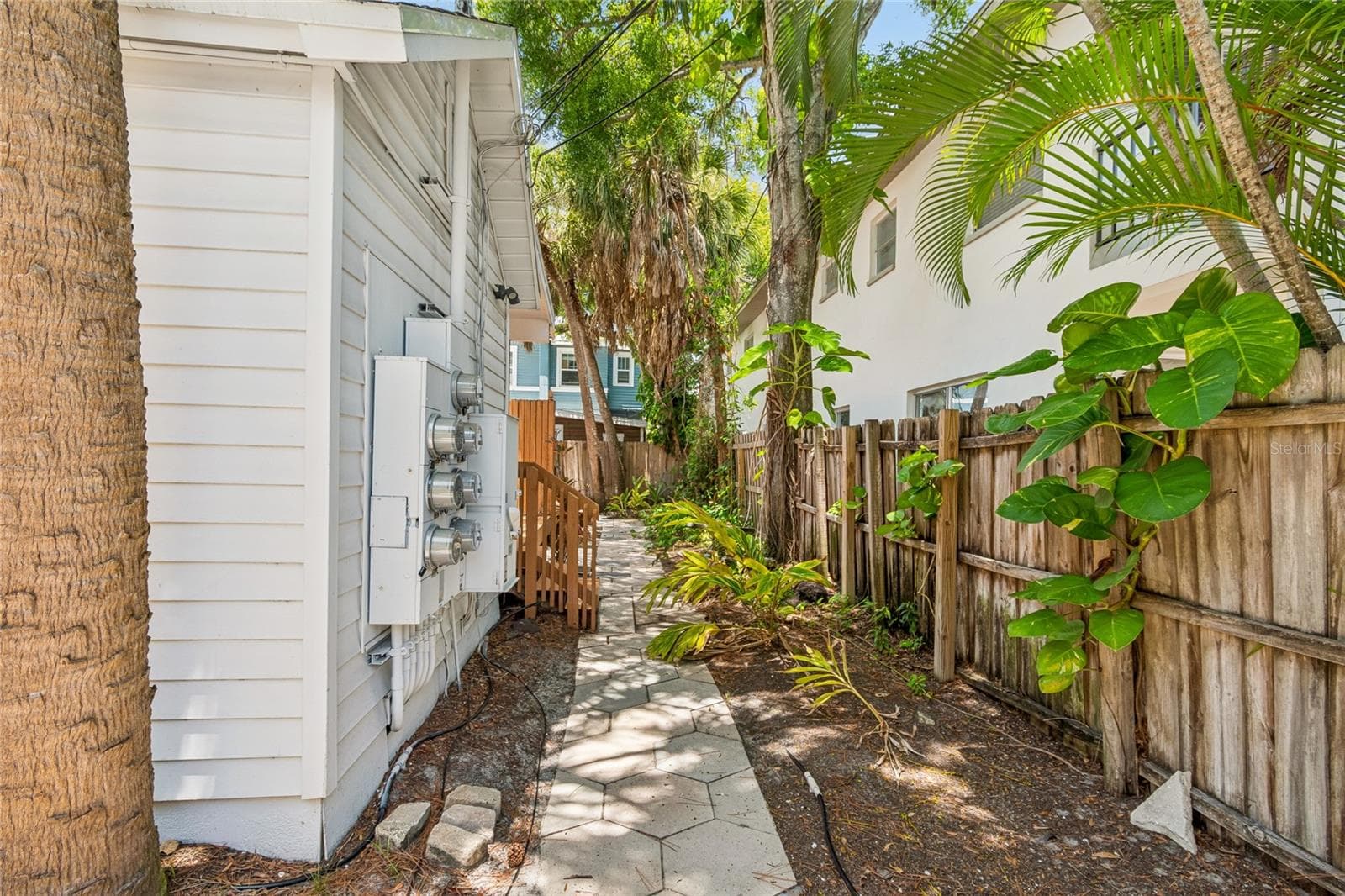 Multi-Family 5+ at 255 6TH AVE N, ST PETERSBURG, photo 9 of 36
